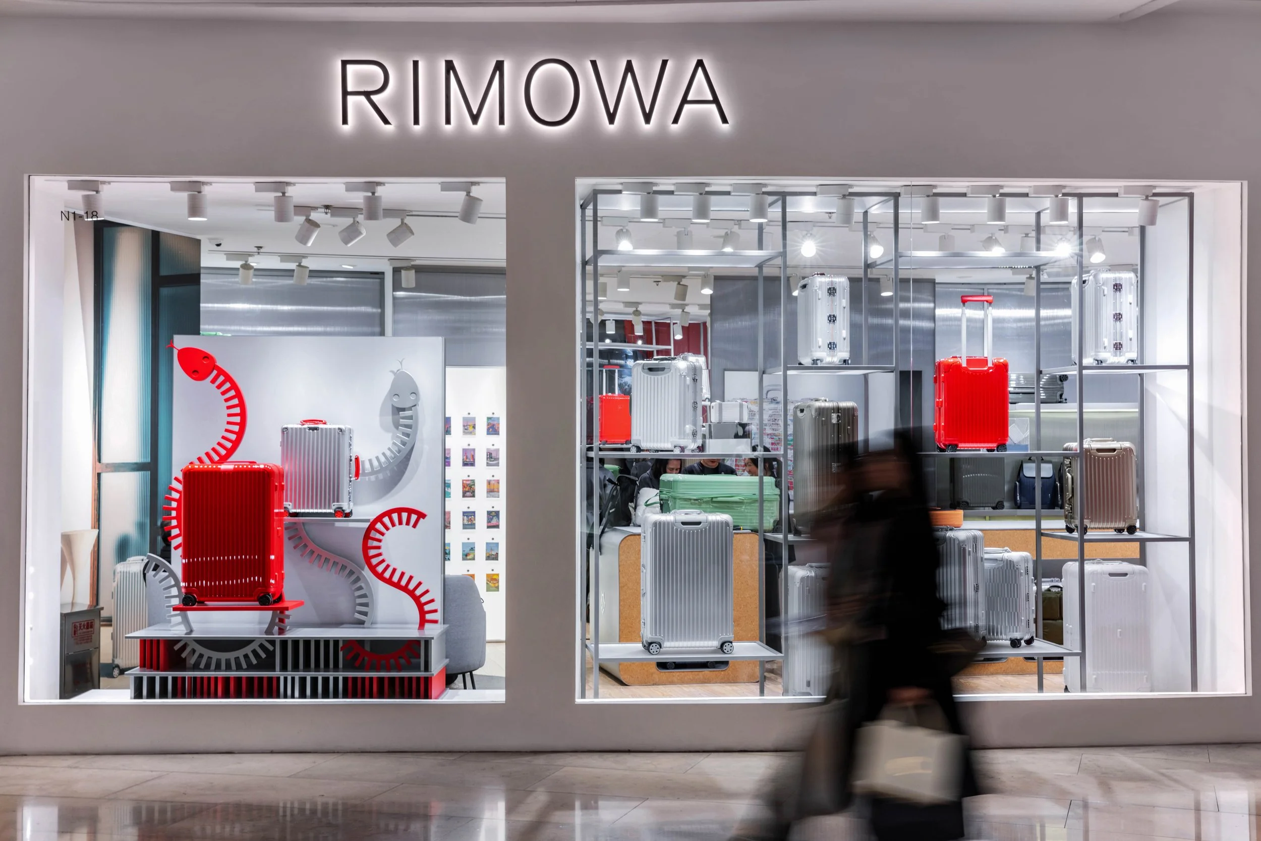 BLOOPBLOOP_RIMOWA_SNAKE_CH-16.jpg