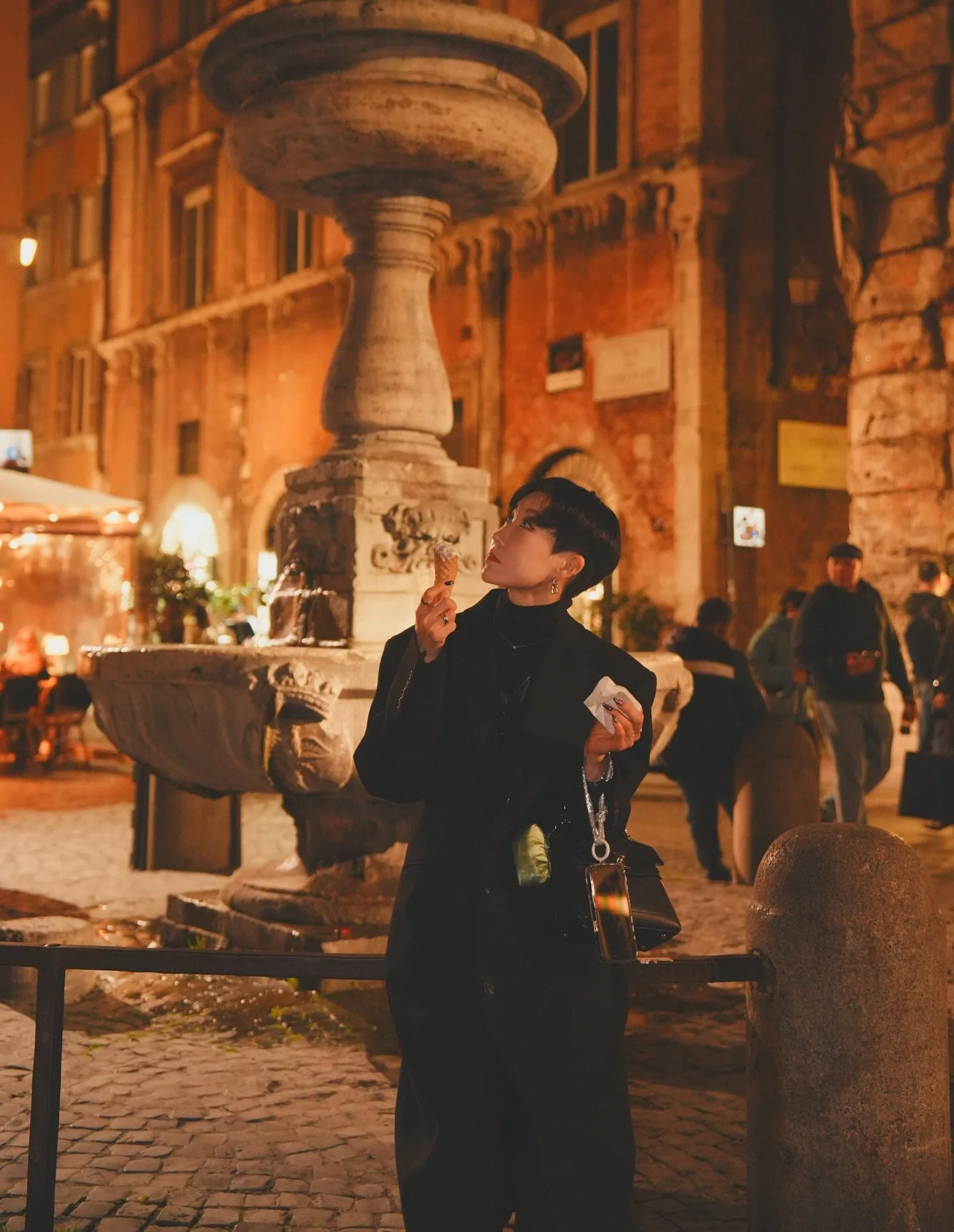 𝗧𝗵𝗲 𝗼𝗻𝗲 𝗰𝗶𝘁𝘆 𝗜 𝗰𝗮𝗻&rsquo;𝘁 𝗲𝘅𝗽𝗹𝗮𝗶𝗻.
📸 @romeshot 
⠀
⠀
⠀
⠀
⠀
⠀
⠀
⠀
⠀
⠀
⠀
⠀
⠀
⠀
⠀
⠀
⠀#noiret #rome🇮🇹 #androgynousfashion #editorialmood #로마스냅 
⠀
⠀