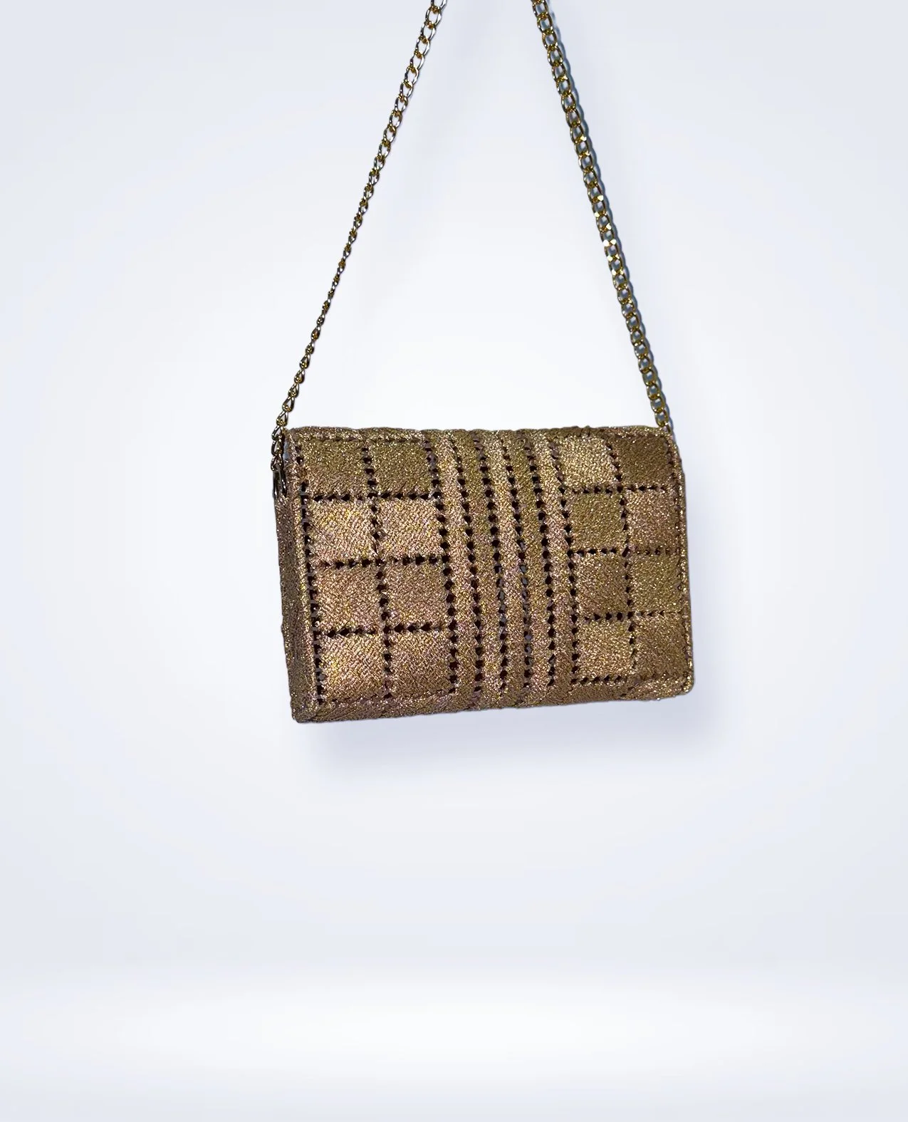 Gold-Bag-02.jpg