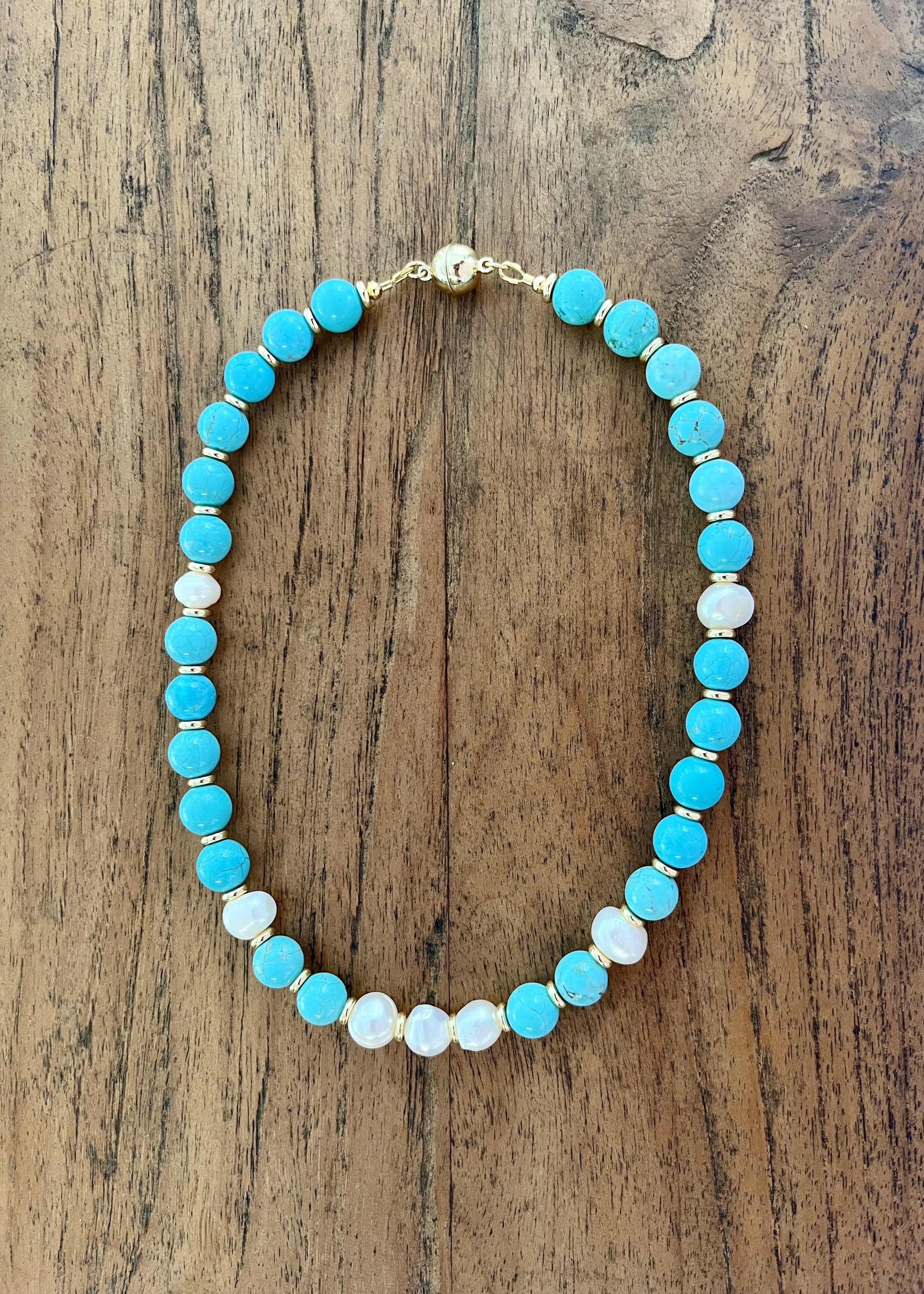 ''KATHRYN"  A calming turquoise Howlite and luminous Freshwater Pearl Beaded Necklace
