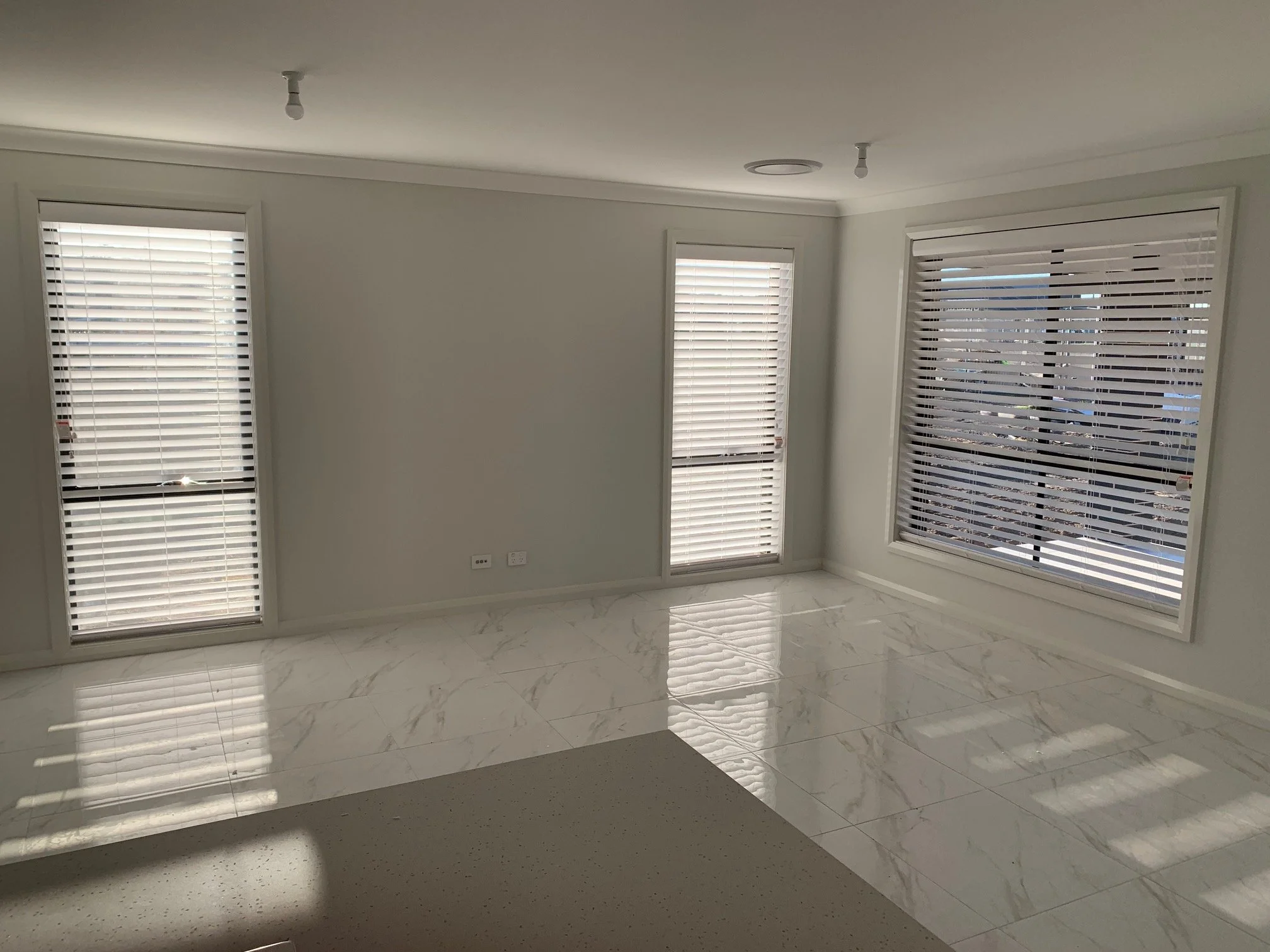 White 50mm Urbanwood Venetians