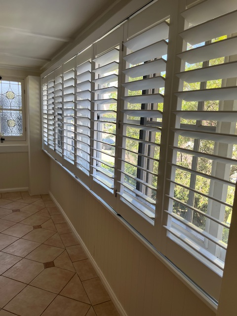 Ecosmart Bi-Fold PVC Shutter in White F05 colour