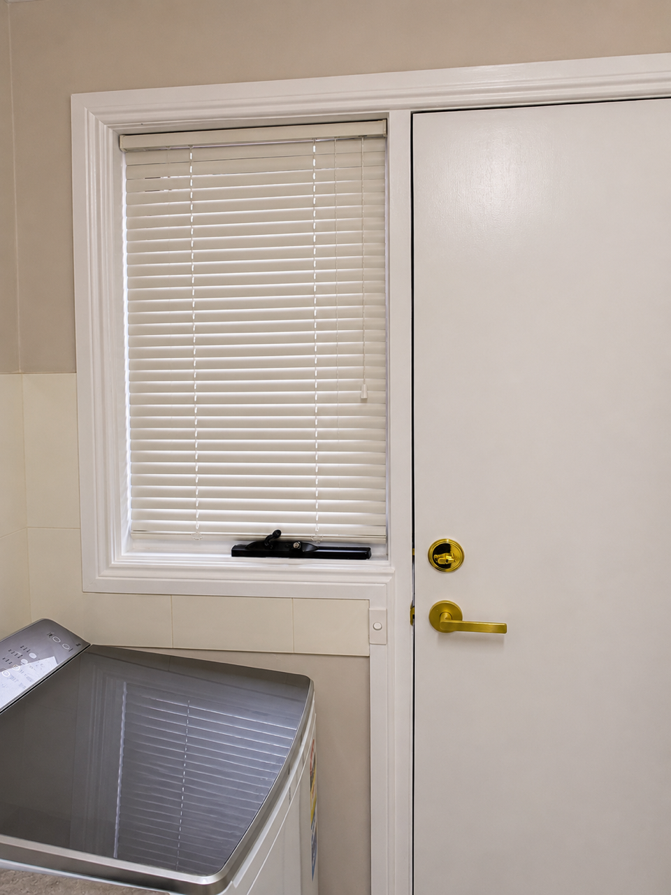 AI preview showing a 25mm aluminium Venetian blind concept for an Ingleburn laundry.