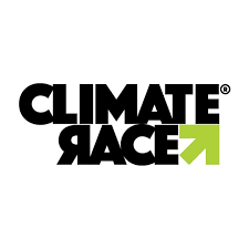 Logotipo de Climate Race con letras negras y una flecha verde hacia arriba.
