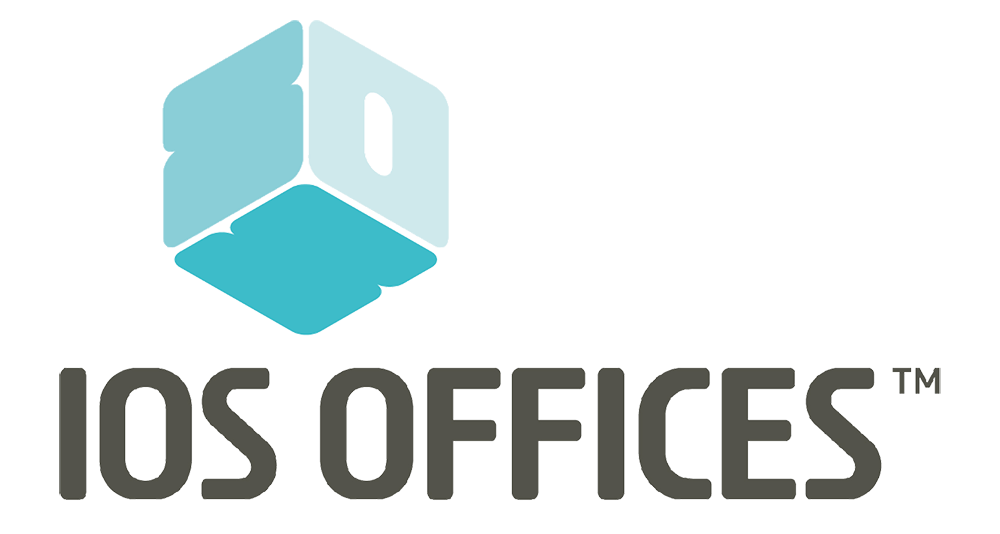 Logotipo de IOS OFFICES, con un cubo en tonos azules y el texto en gris oscuro.
