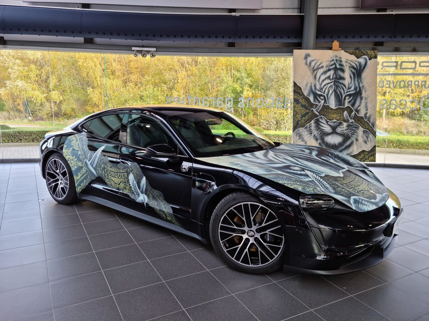 NOIR - Porsche.jpg