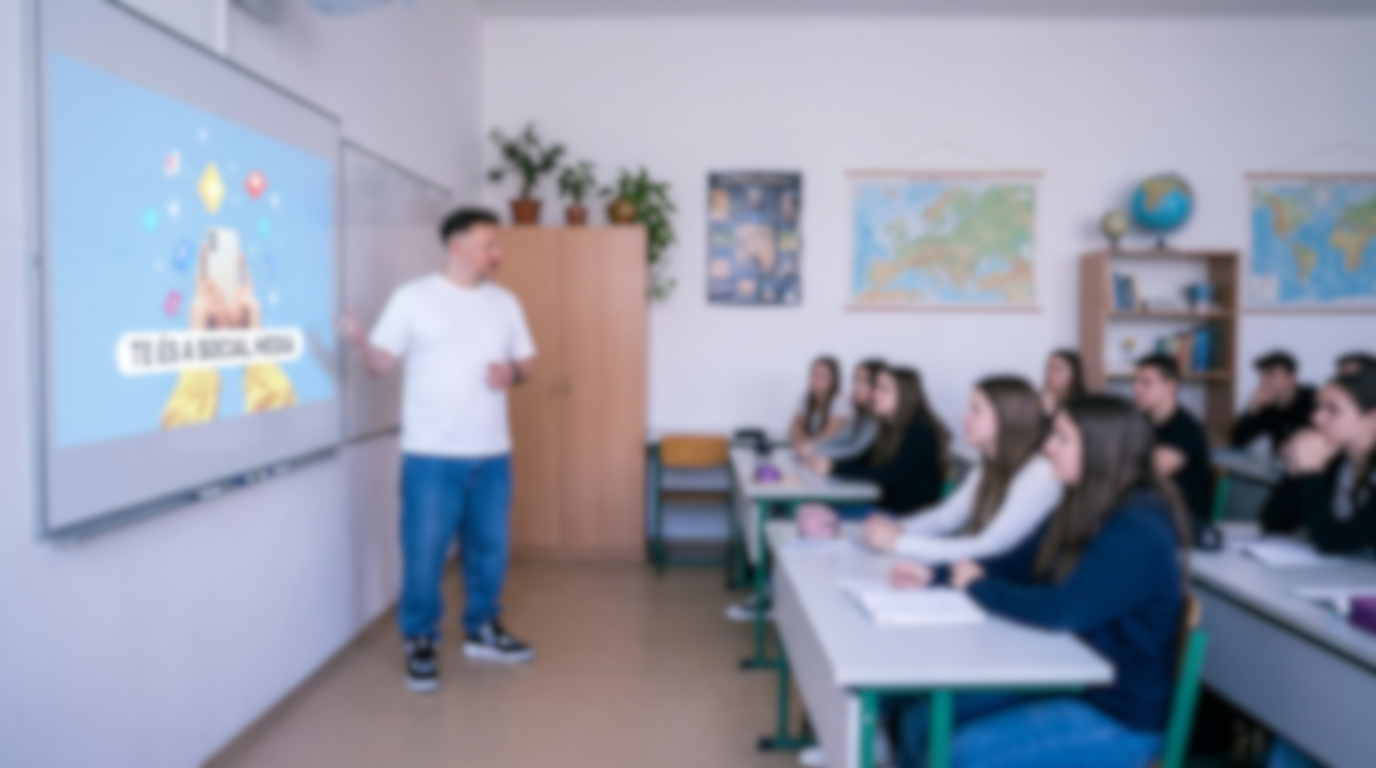 Középiskolai előadások megtartása social média tudatosság és más témákban a tizenéves korosztály és az iskolai tanórák kereteire szabva