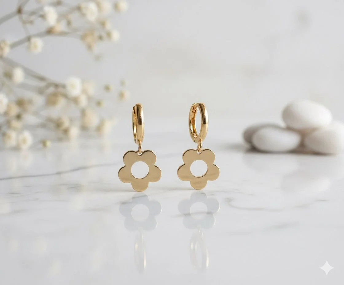 Flower Hoop Earring 🌸