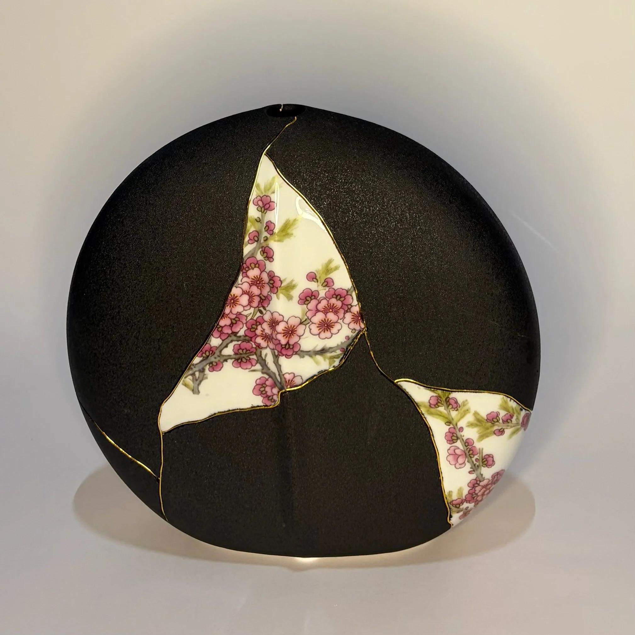 Kintsugi Floral Vase - Circle
