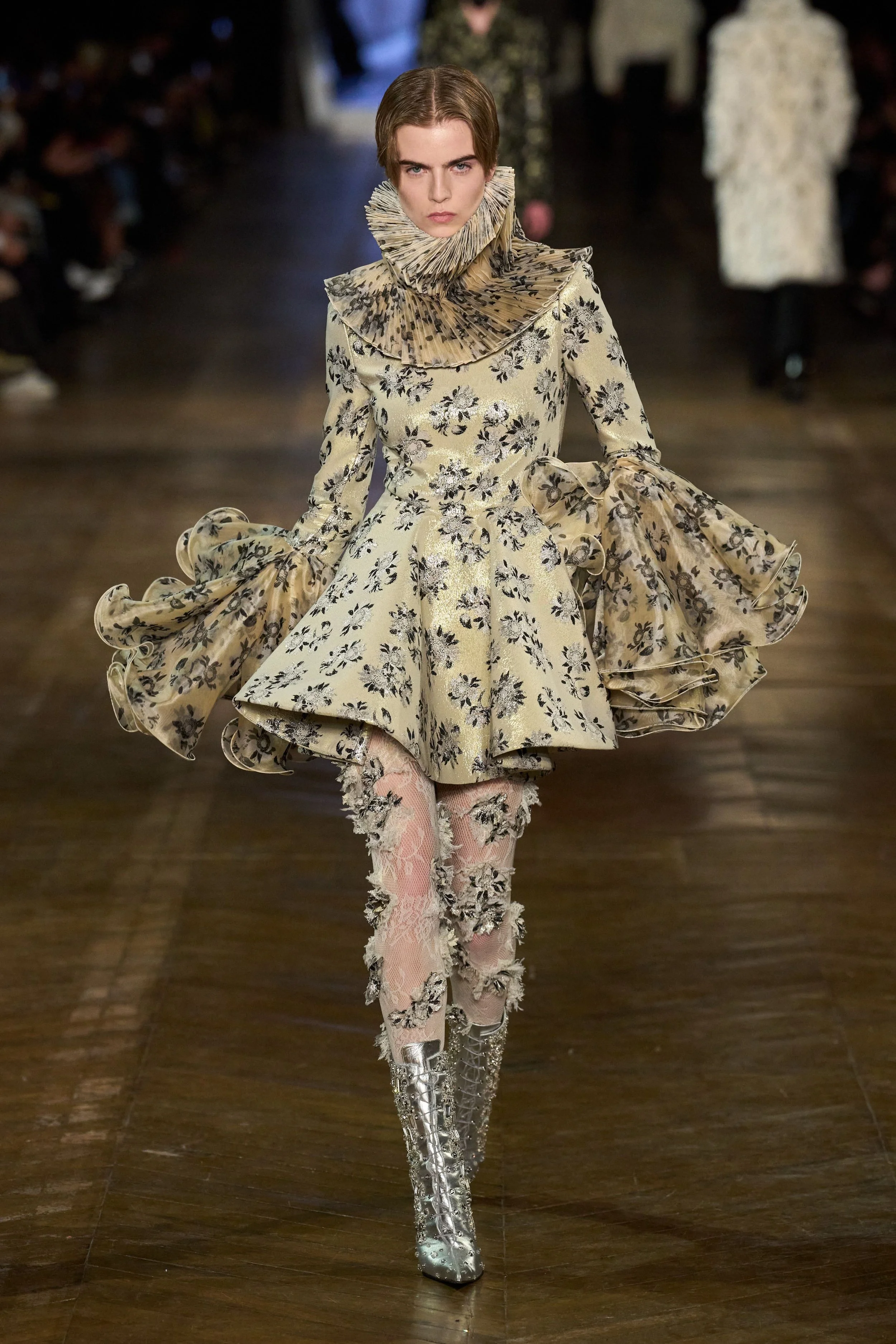 Mcqueen Fall 2025 - Ready To Wear
