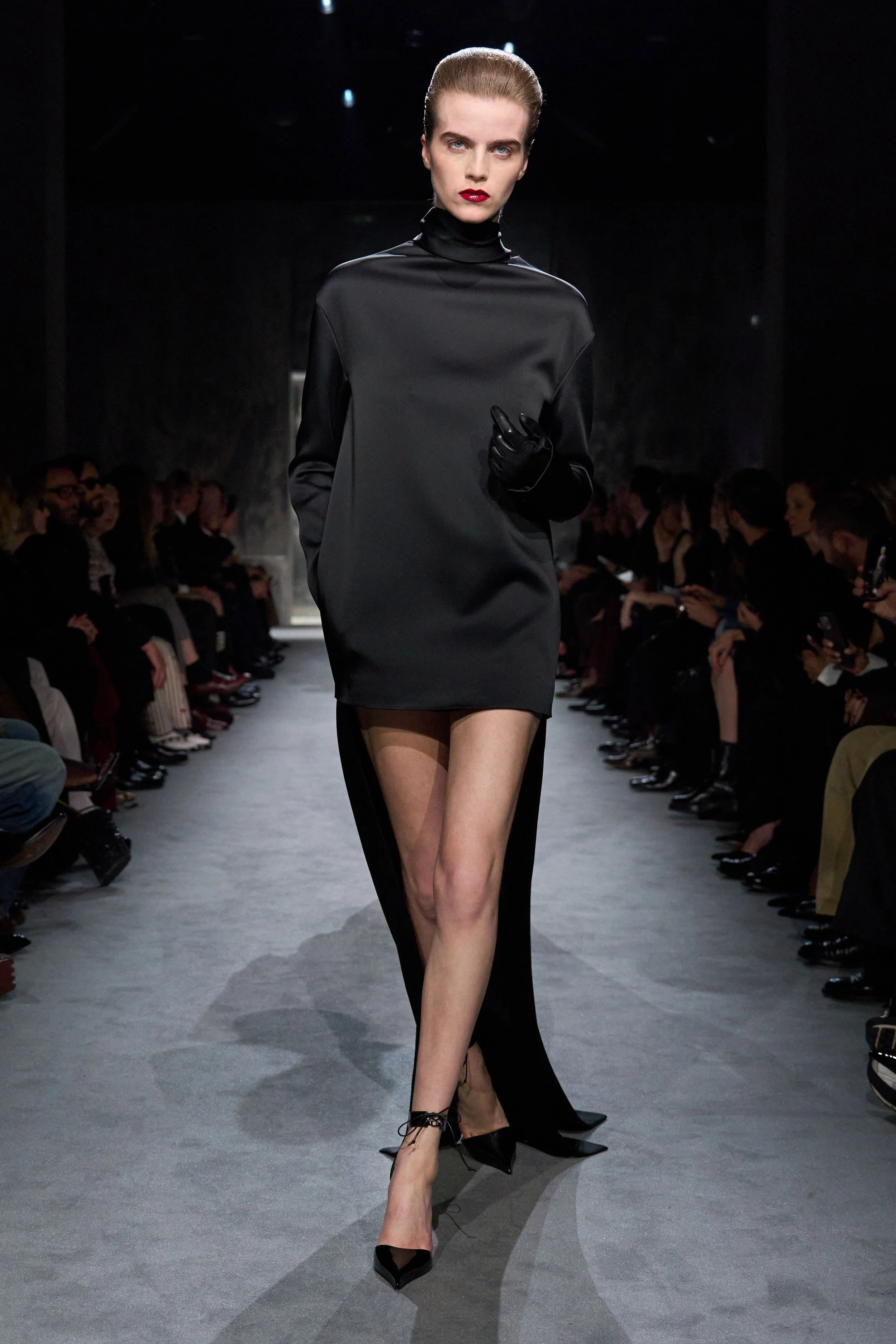 Tom Ford Fall 2025 - Ready To Wear