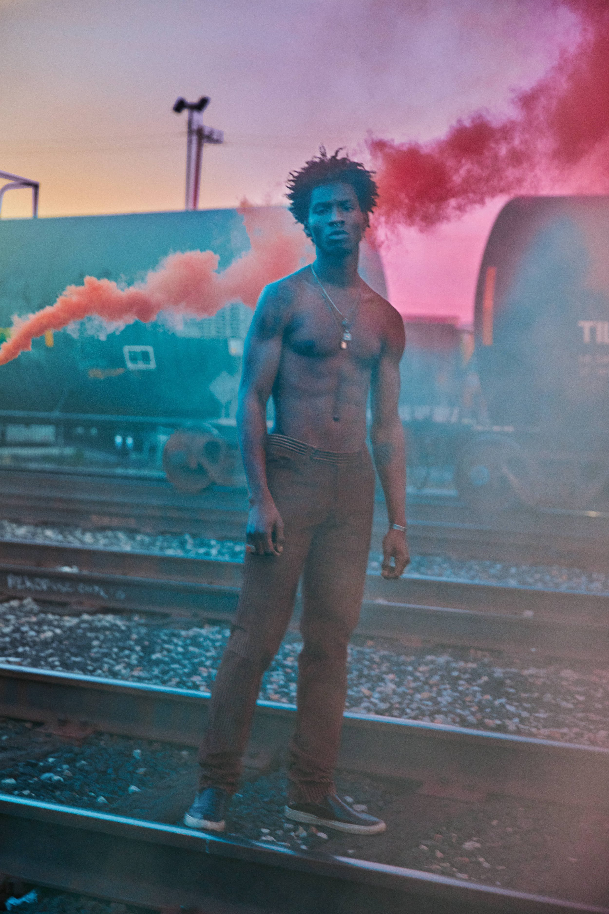 FV MAGAZINE ADONIS BOSSO 16.jpg