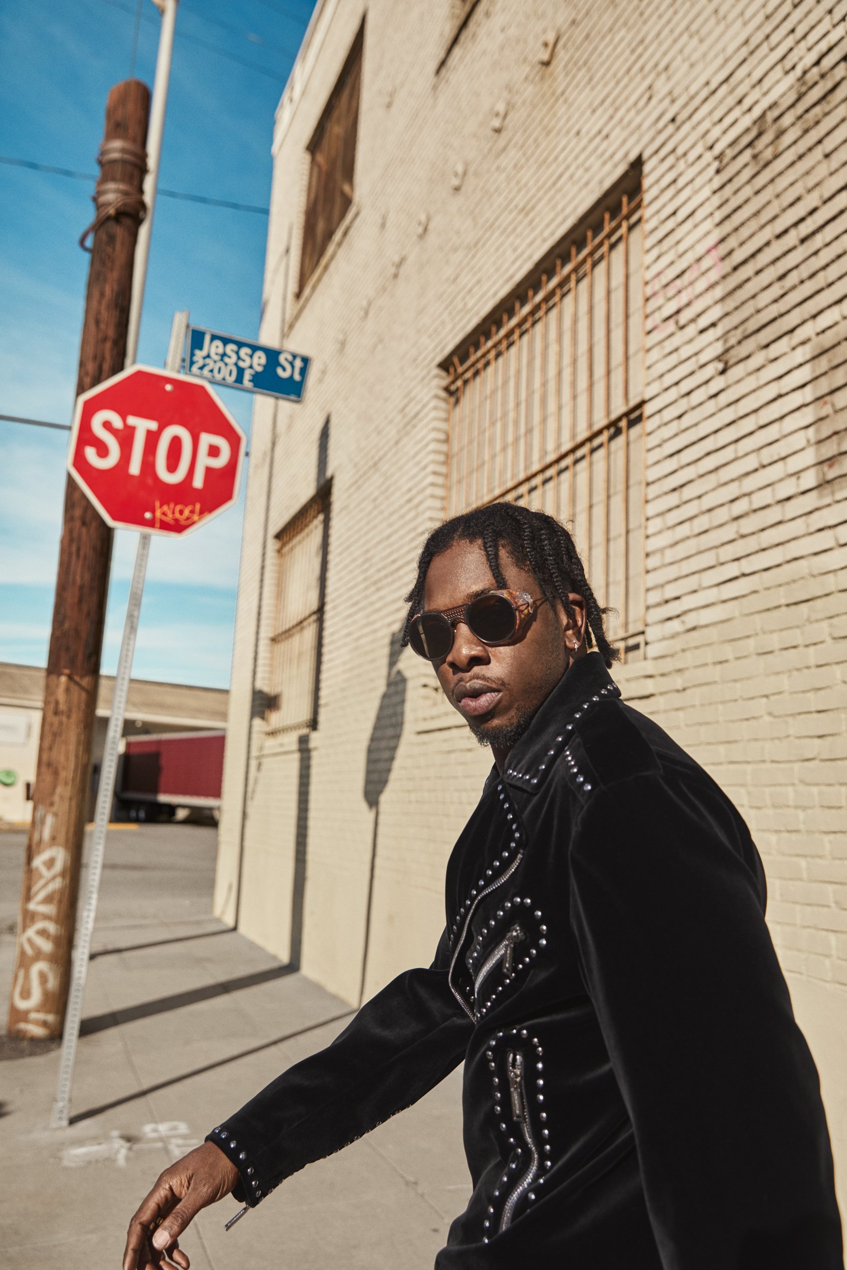 FV MAGAZONE RUNTOWN 3.jpg