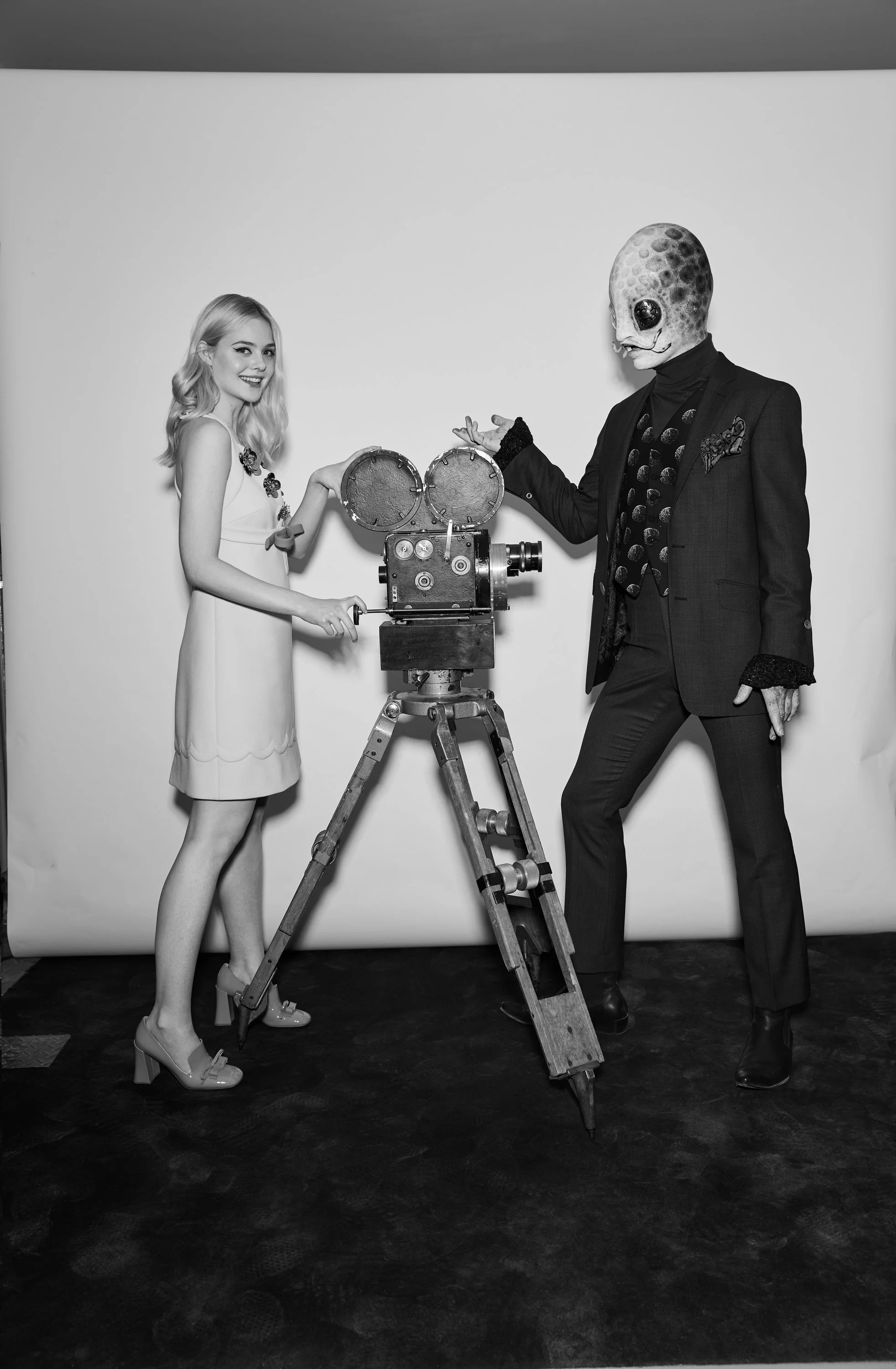 MIU MIU CAMPAIGN RETOUCH CARA DELEVINGNE 3.jpg