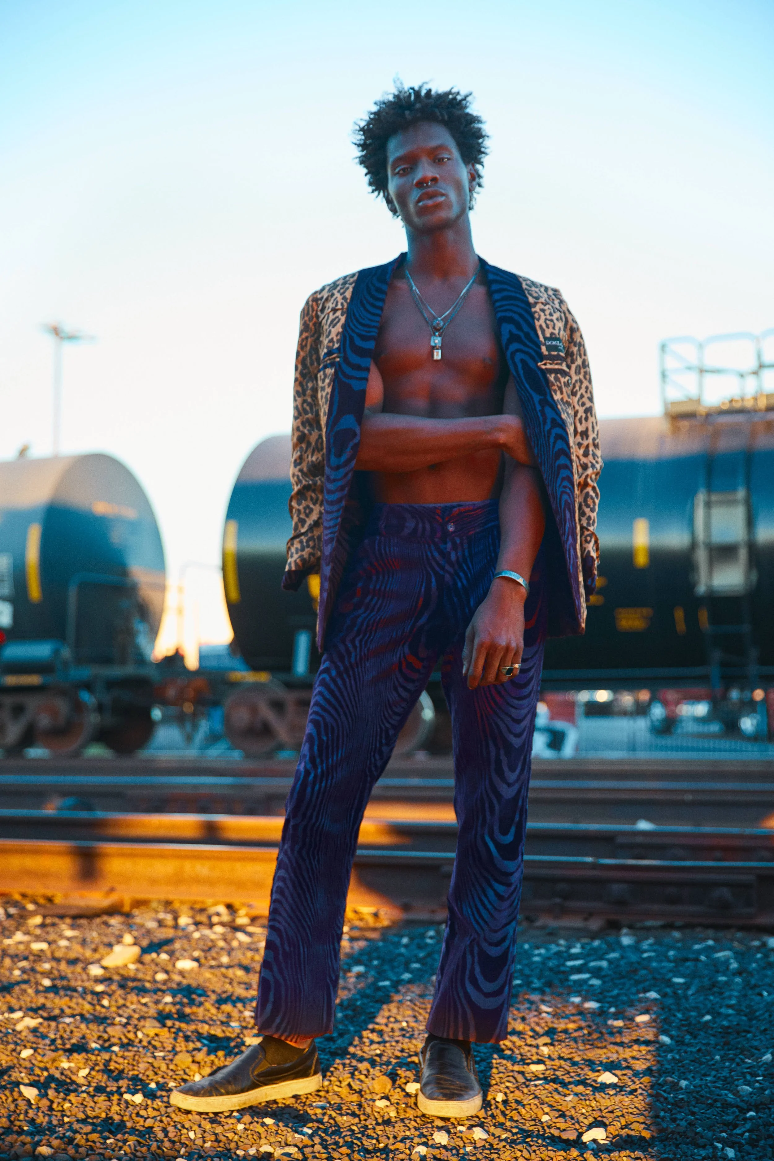 FV MAGAZINE ADONIS BOSSO 3.jpg