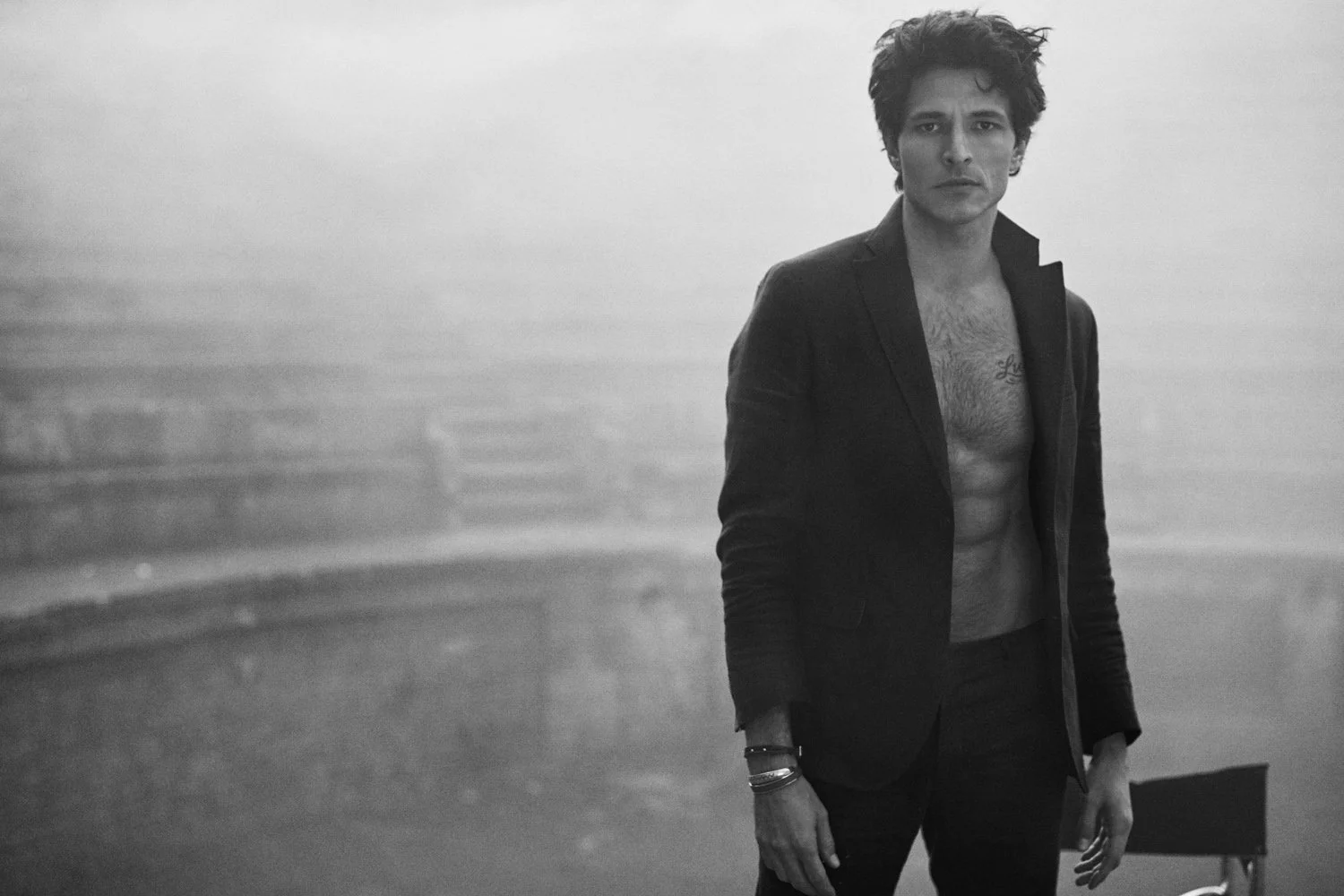 HUNTER & GATTI WITH ANDRES VELENCOSO