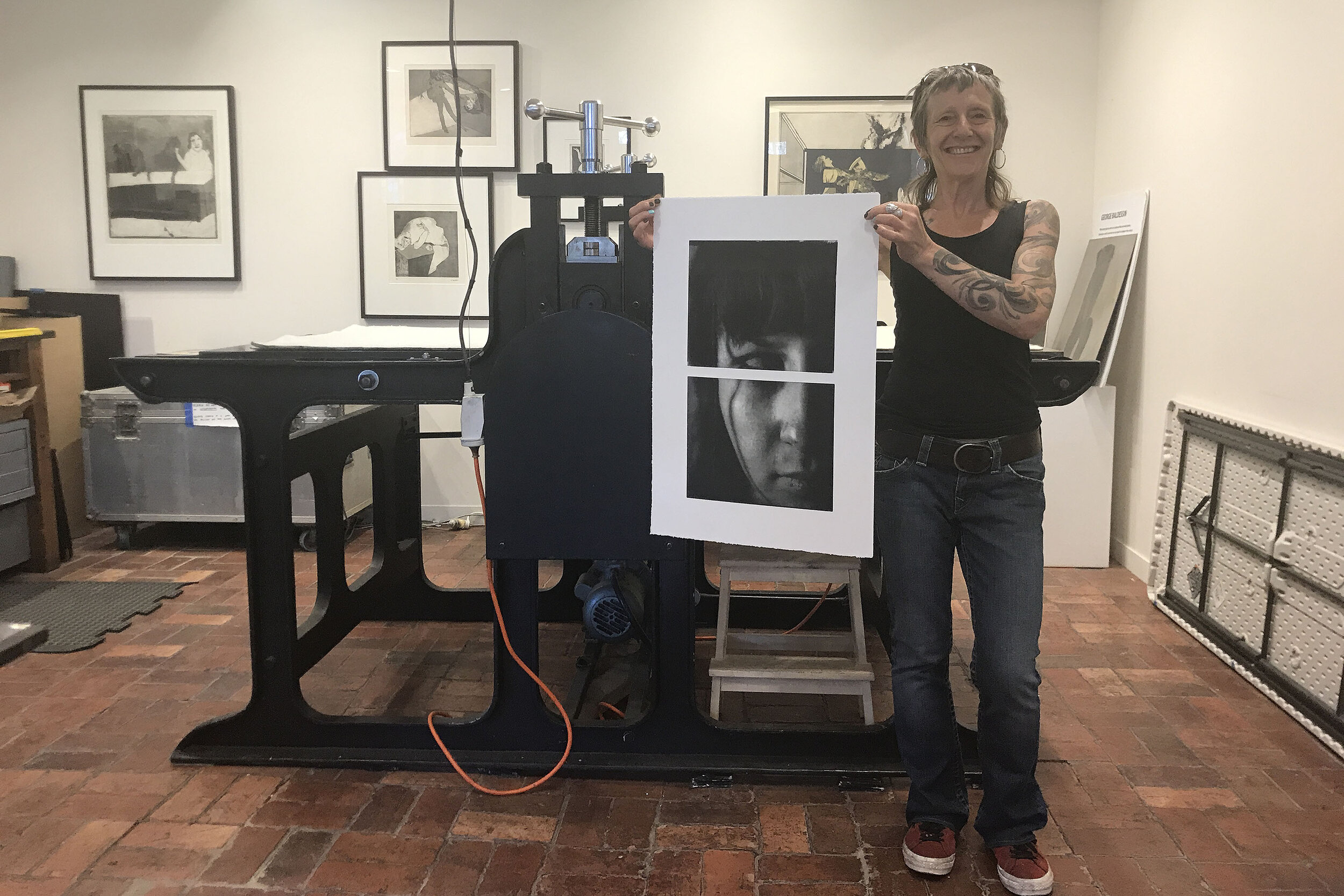 Piss baby redux (Damage, Z 2021). Photo © Silvi Glattauer. 470x700mm Photogravure print on paper from scanned original diptych liquid emulsion print on paper created from 35mm negative.