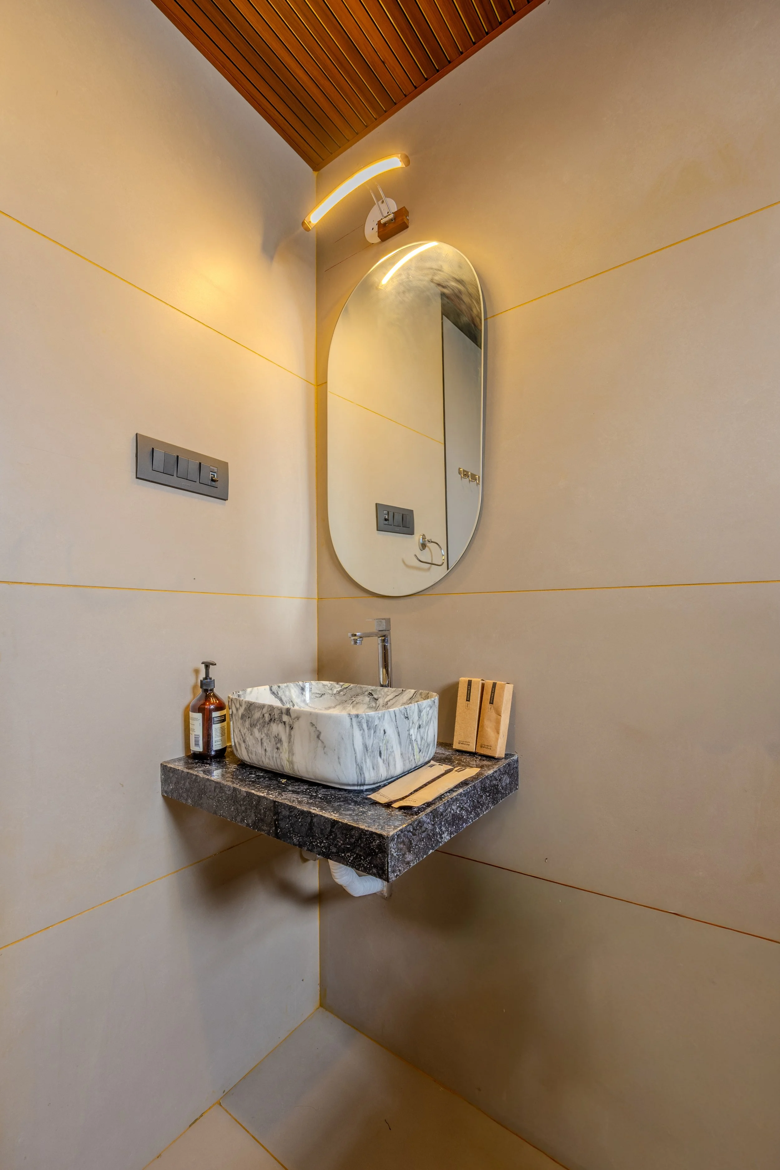 3S7A6414-HDR.jpg