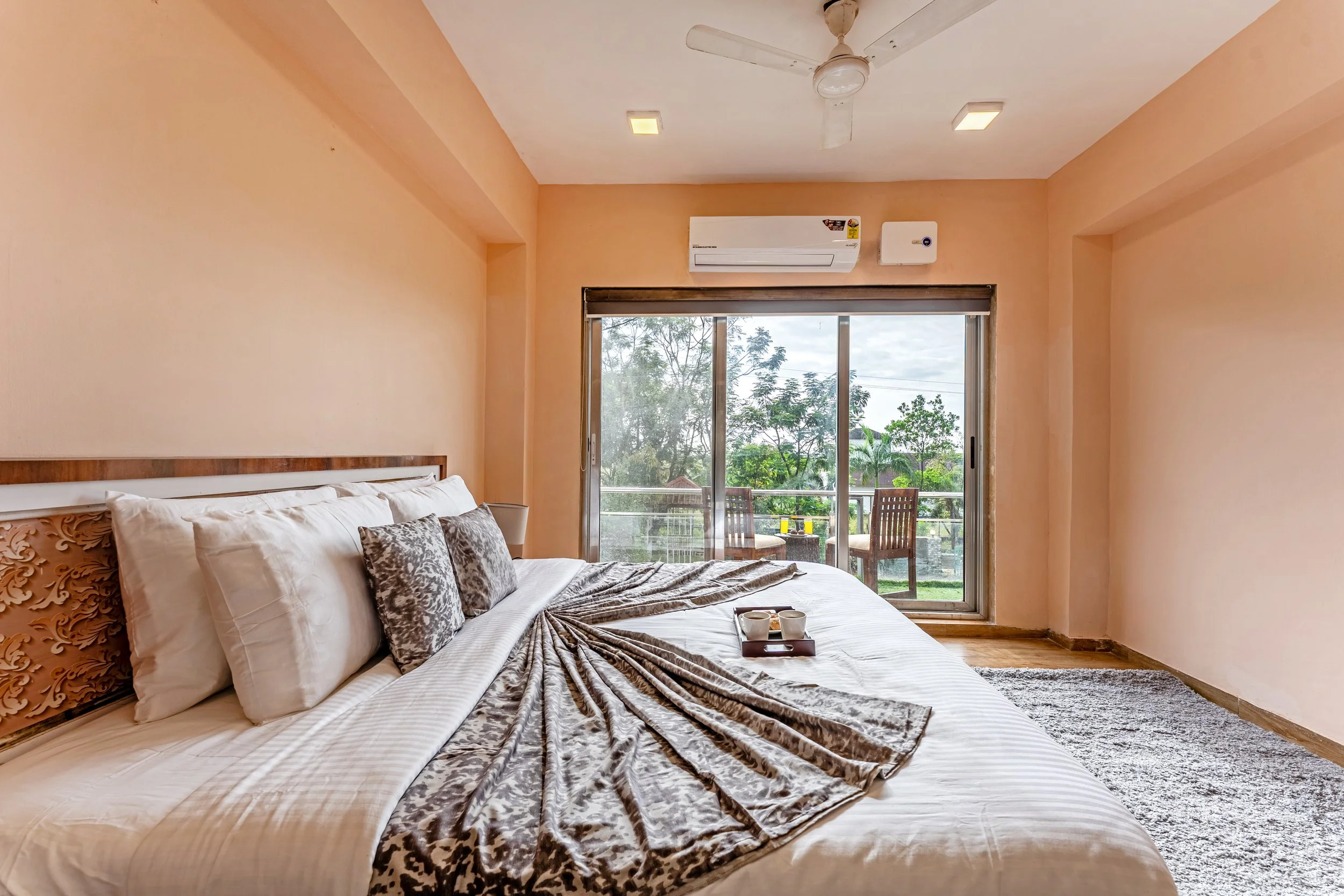 OMI08795-HDR.jpg
