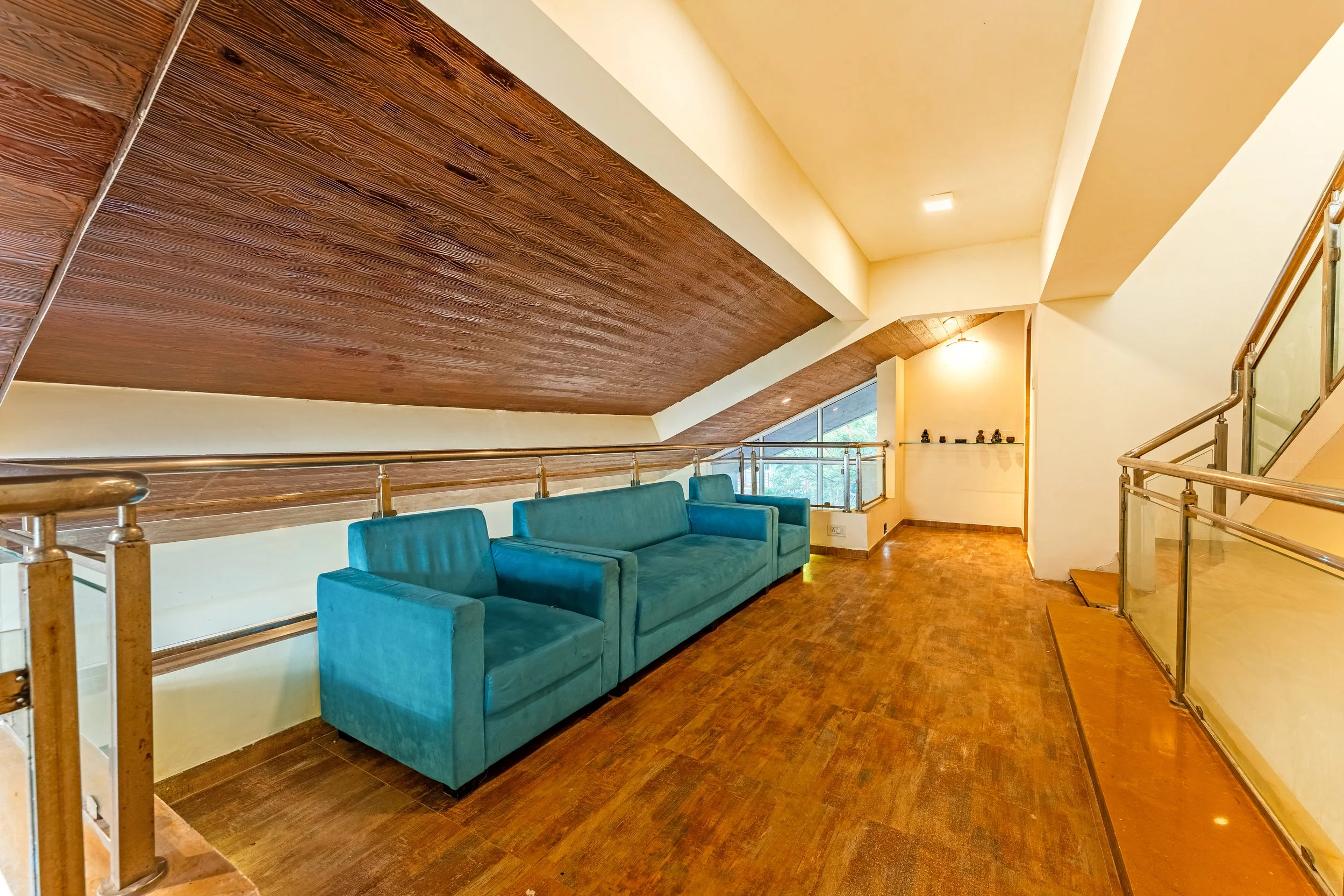 OMI08825-HDR.jpg
