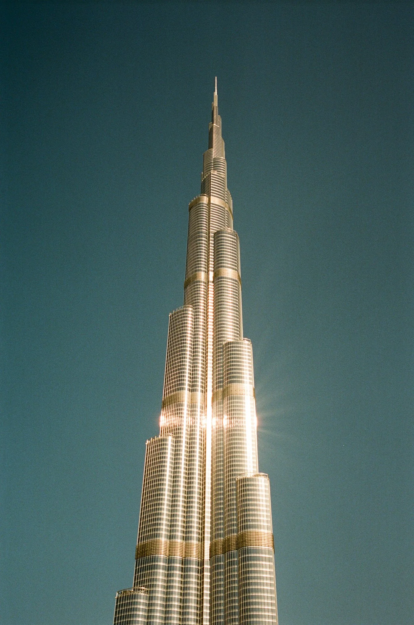  BURJ KHALIFA