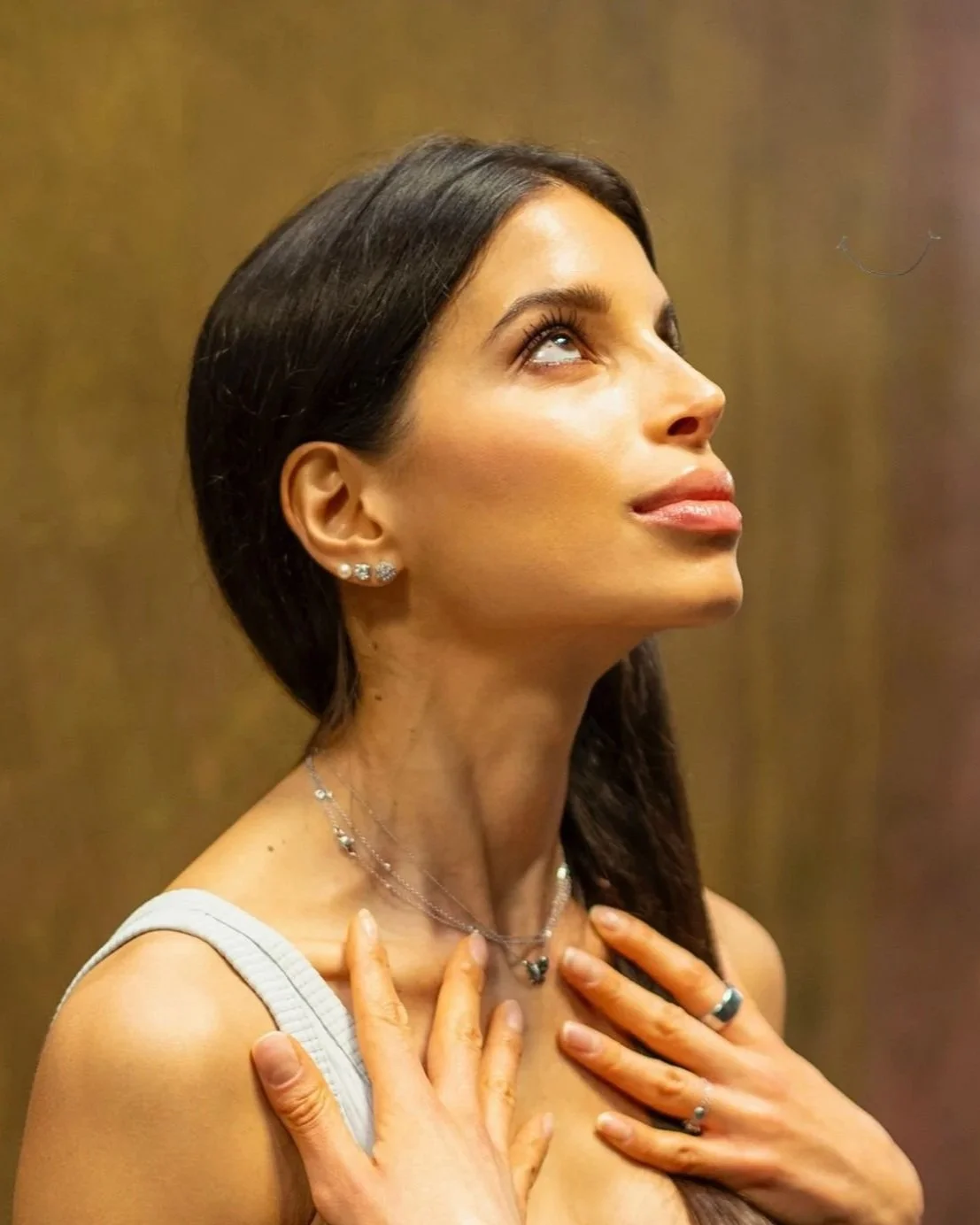 Vittoria Santoliquido: founder of The Radiant Facelift method, much more than face yoga