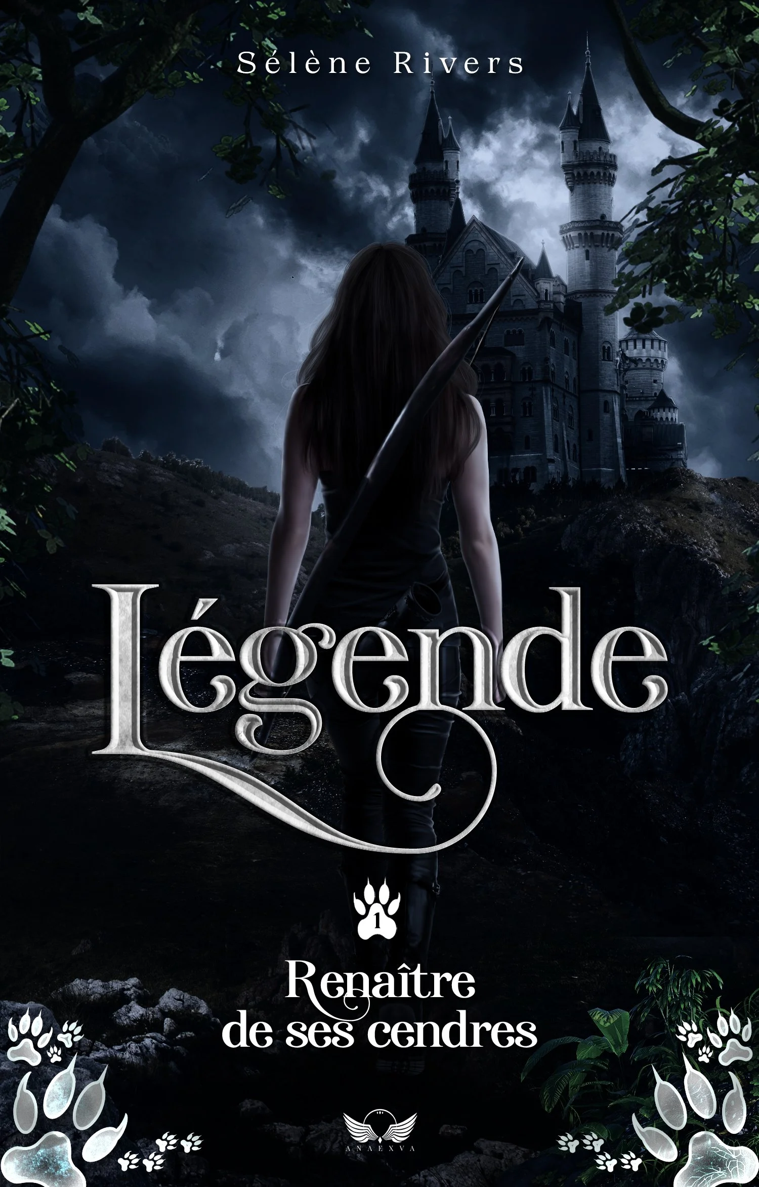 Couverture d'un livre ou d'une affiche montrant une femme avec un arc, faisant face à un château dans un paysage sombre et orageux, avec des branches d'arbres et des plantes en décor. Titre « Légende » et sous-titre « Renaissance de ses cendres », av