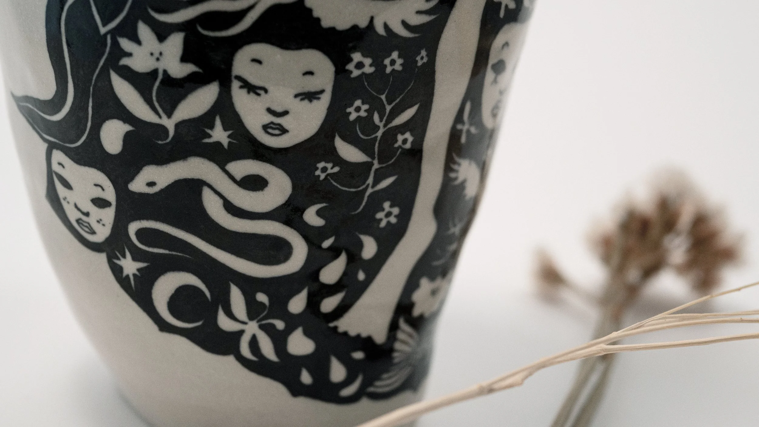 vase top -27.edit.jpg