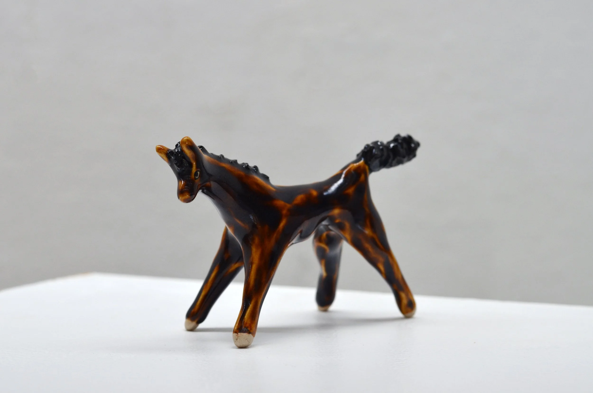 brown horsie