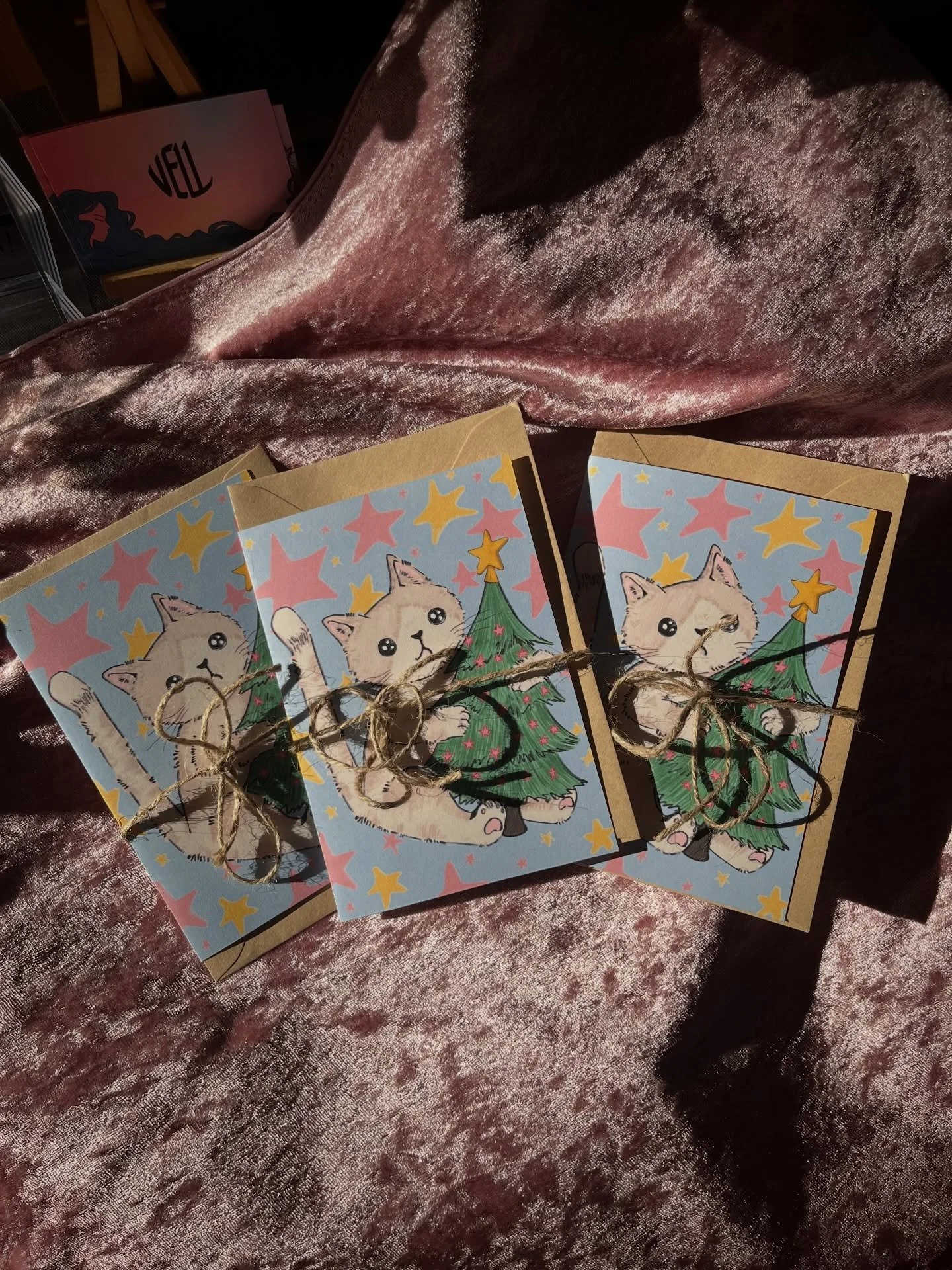 Коледни картички🎄
.
.
.
.
.
#christmascard #xmas #postcard #illustration #illustrator #artist #creative #handmade #popupmarket #catillustration #christmascat