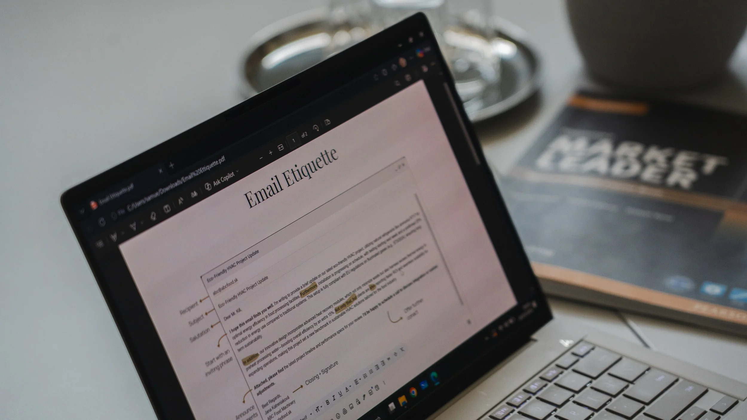 Email Etiquette, vlastný Clear Language Solutions náučný materiál