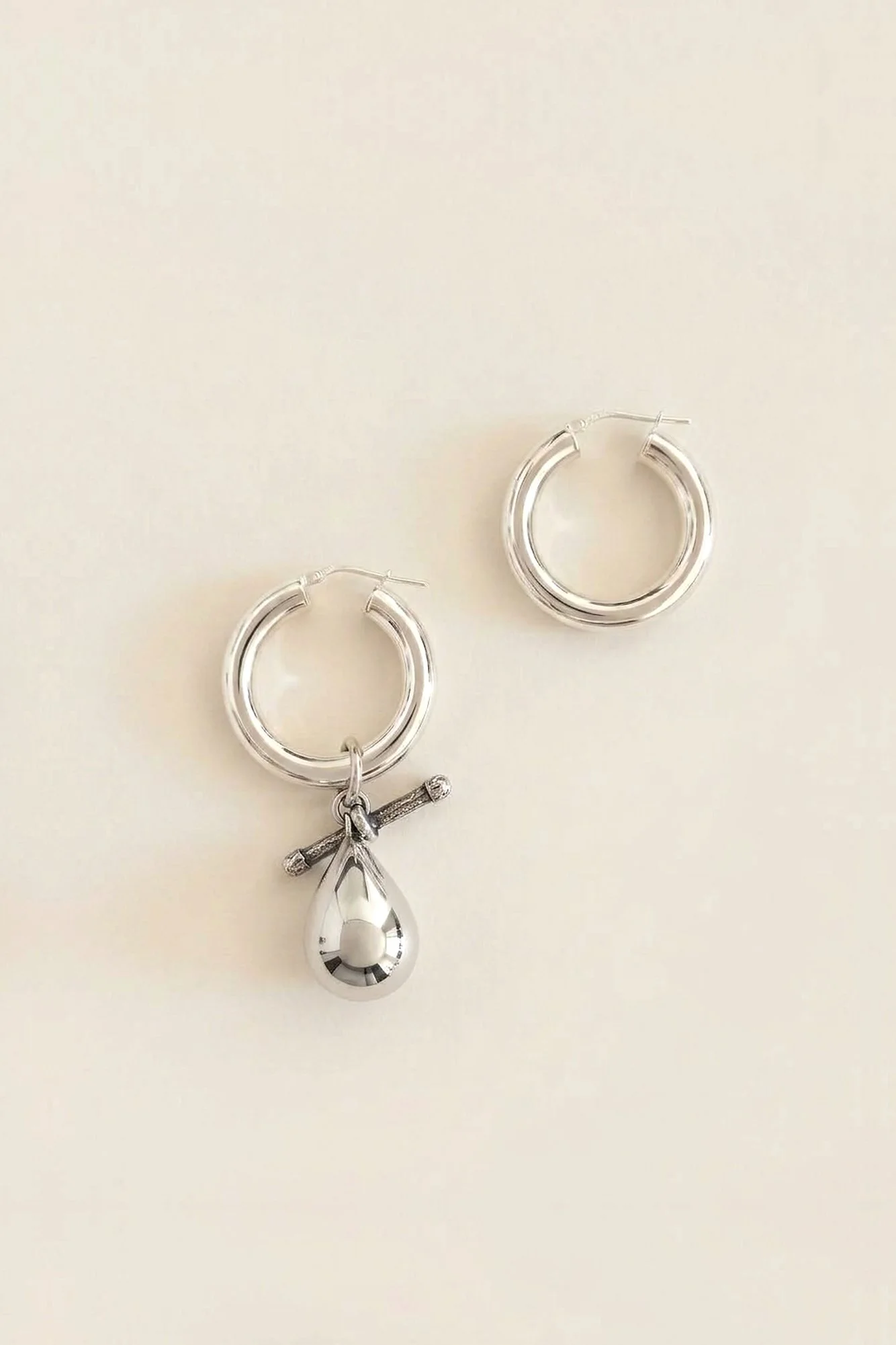 Anicet Toggle Drop Hoops
