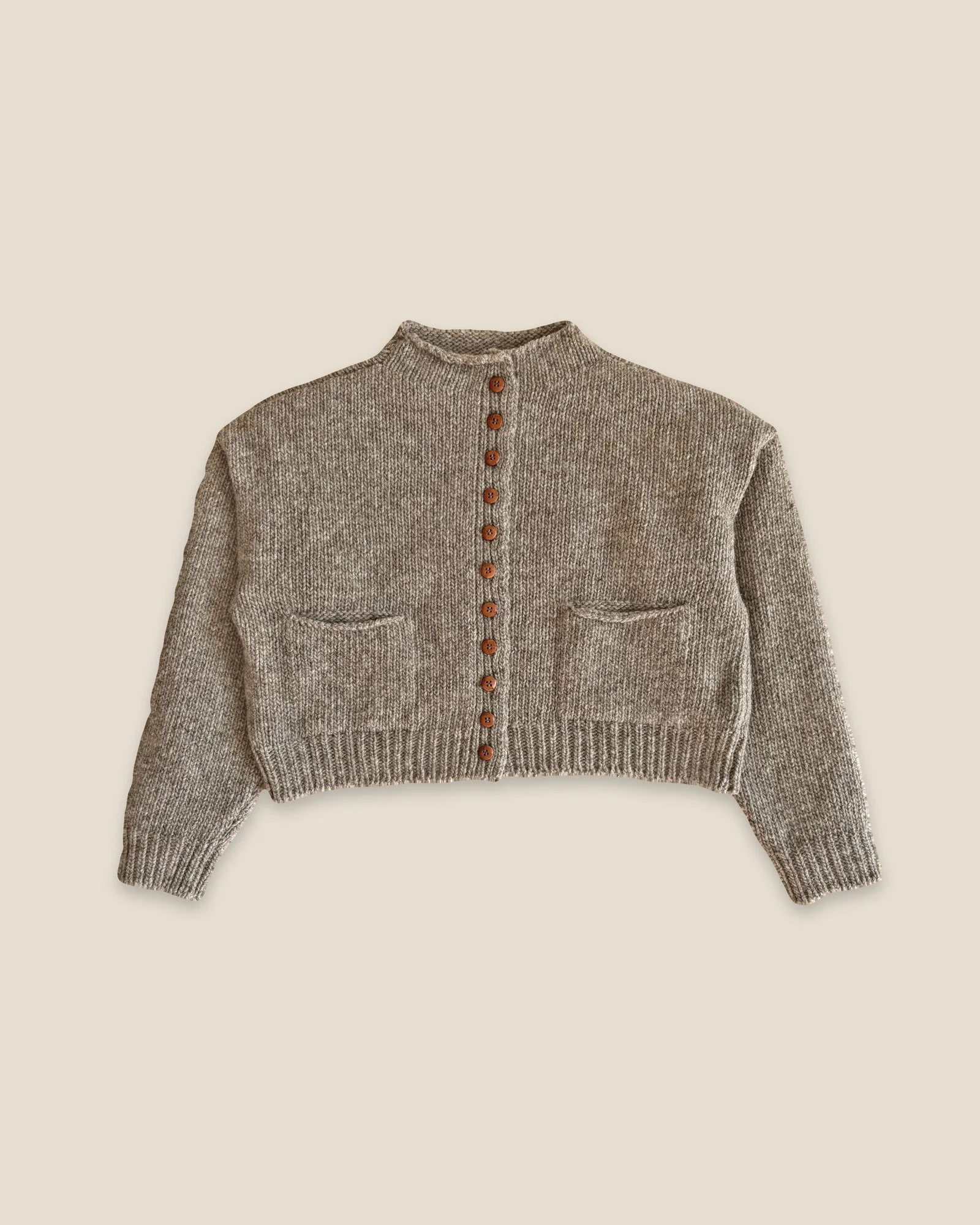floca-pomba-cardigan-stone-grey-front-flat.jpg