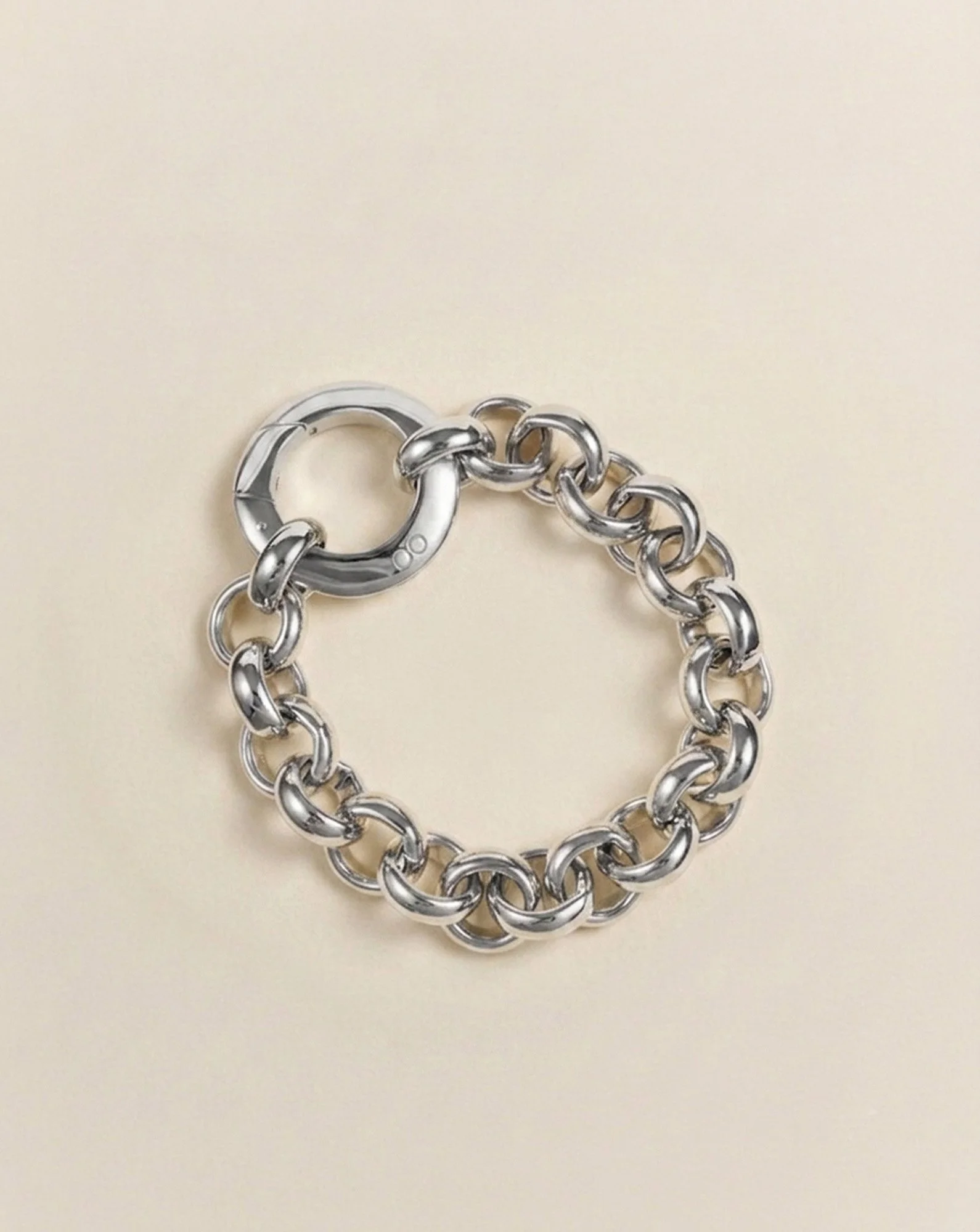 Florence Moorhead Tori bracelet in silver, front view of the chain-link bracelet photographed flat