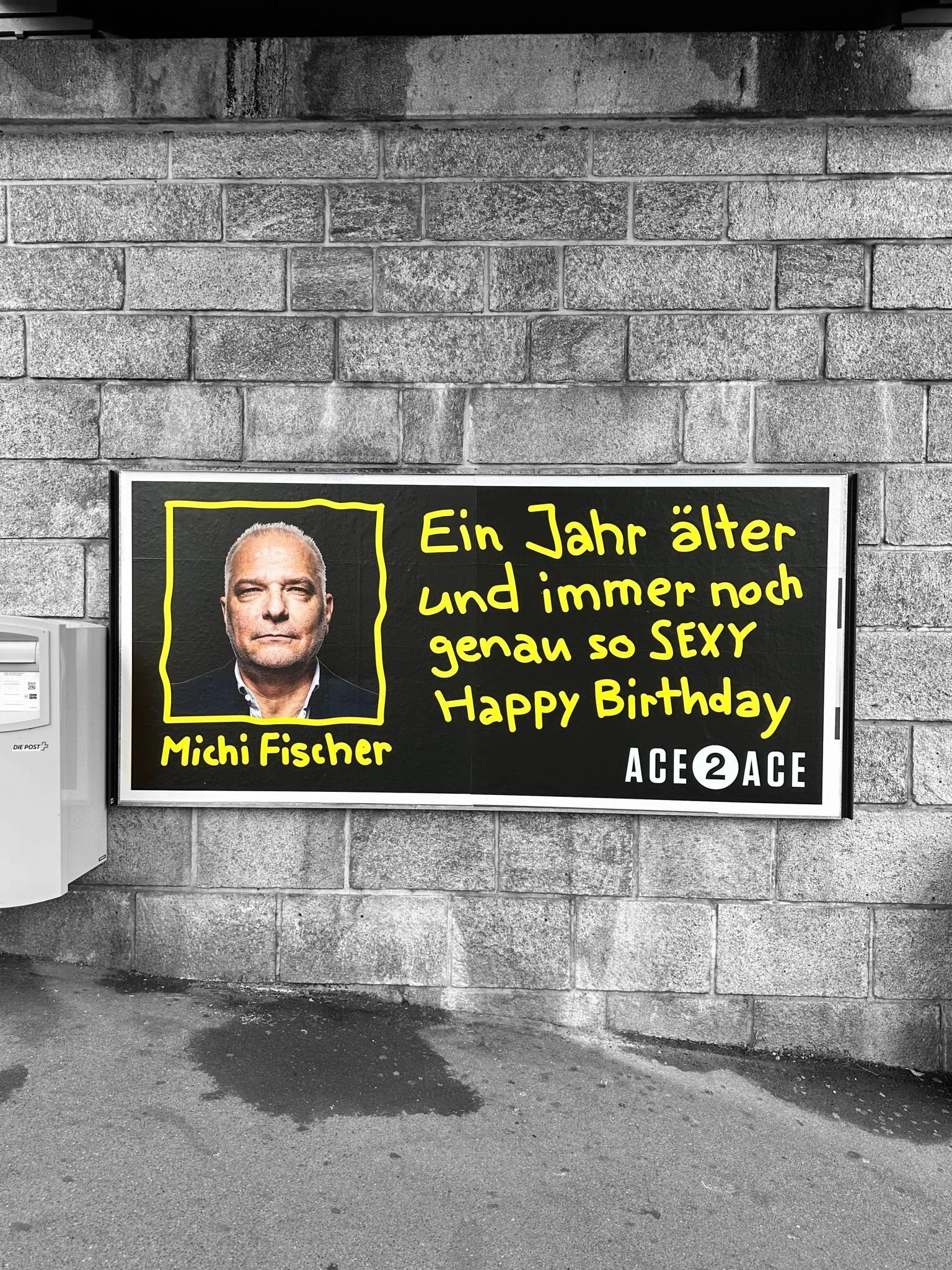 8ee52d2d-96e1-40a3-9915-f56ffbc359a0_SW_Plakatfarbe.JPG
