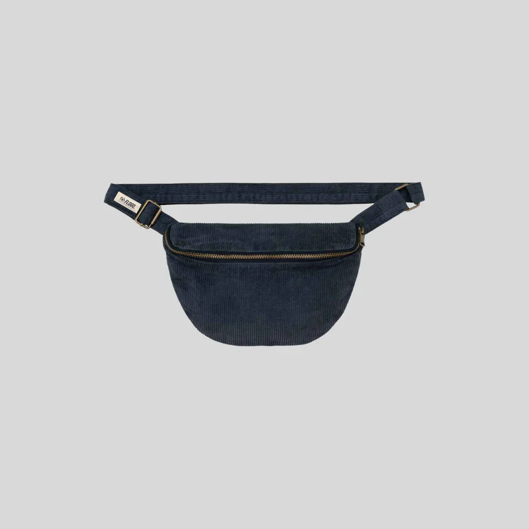 Flogo_Kaula_Corduory_Waist_Bag_Midnight_10f38b49-837f-462c-8a36-47f66a109785_1080x.webp