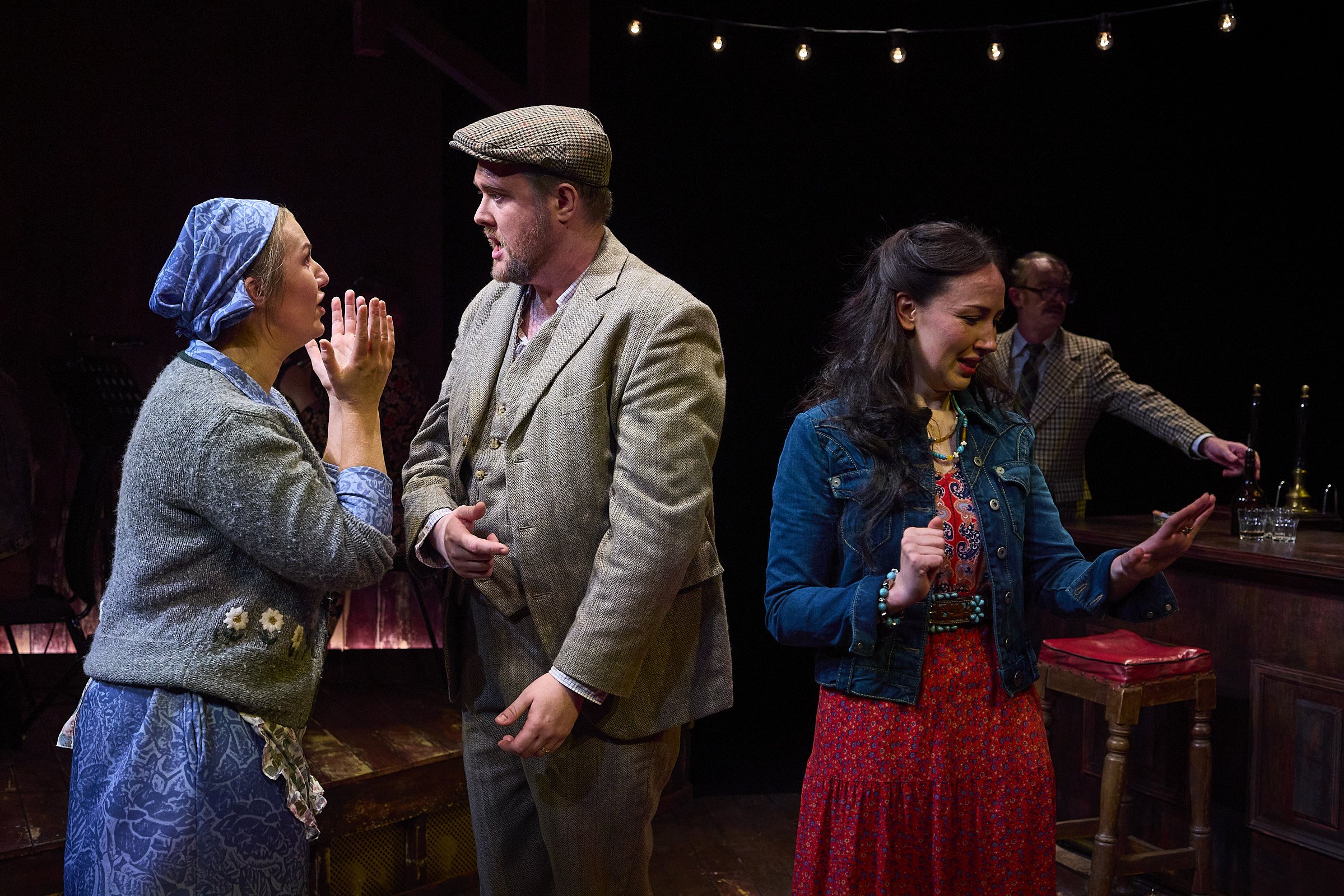 Bartered Bride 2025 Irish National Opera Copyright Pato Cassinoni(21).jpg
