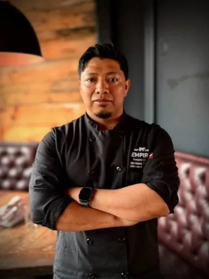GUSTAVO TORRES  Empire Burger Bar 