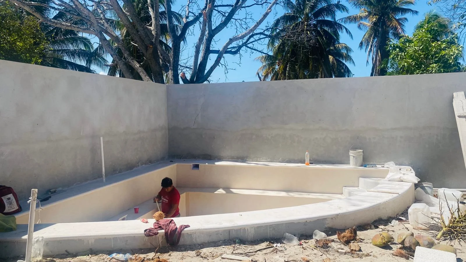 pool 2.jpeg
