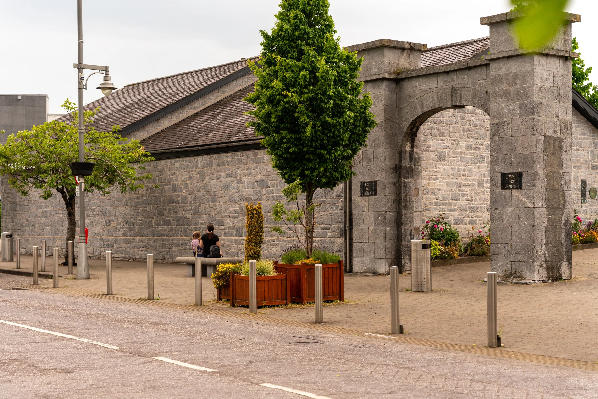 Barrack pillars