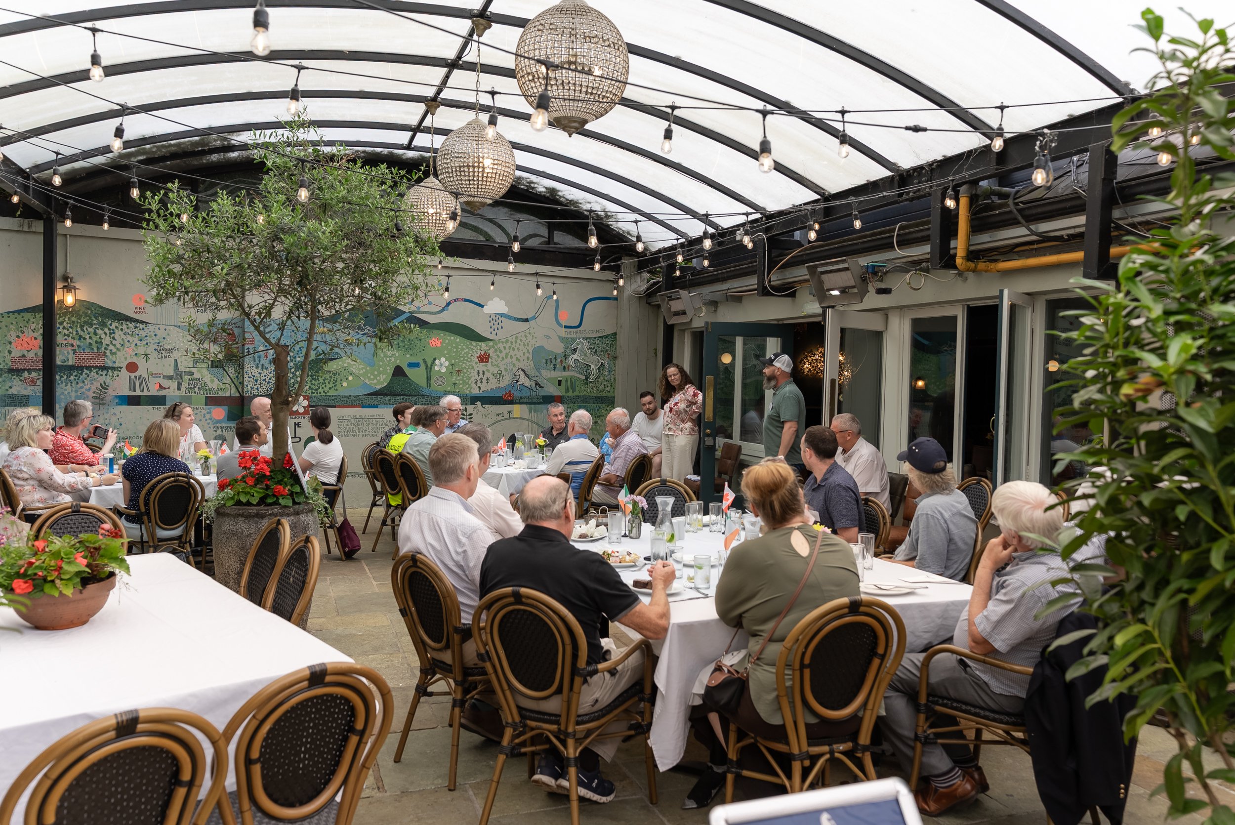 White Horse Courtyard