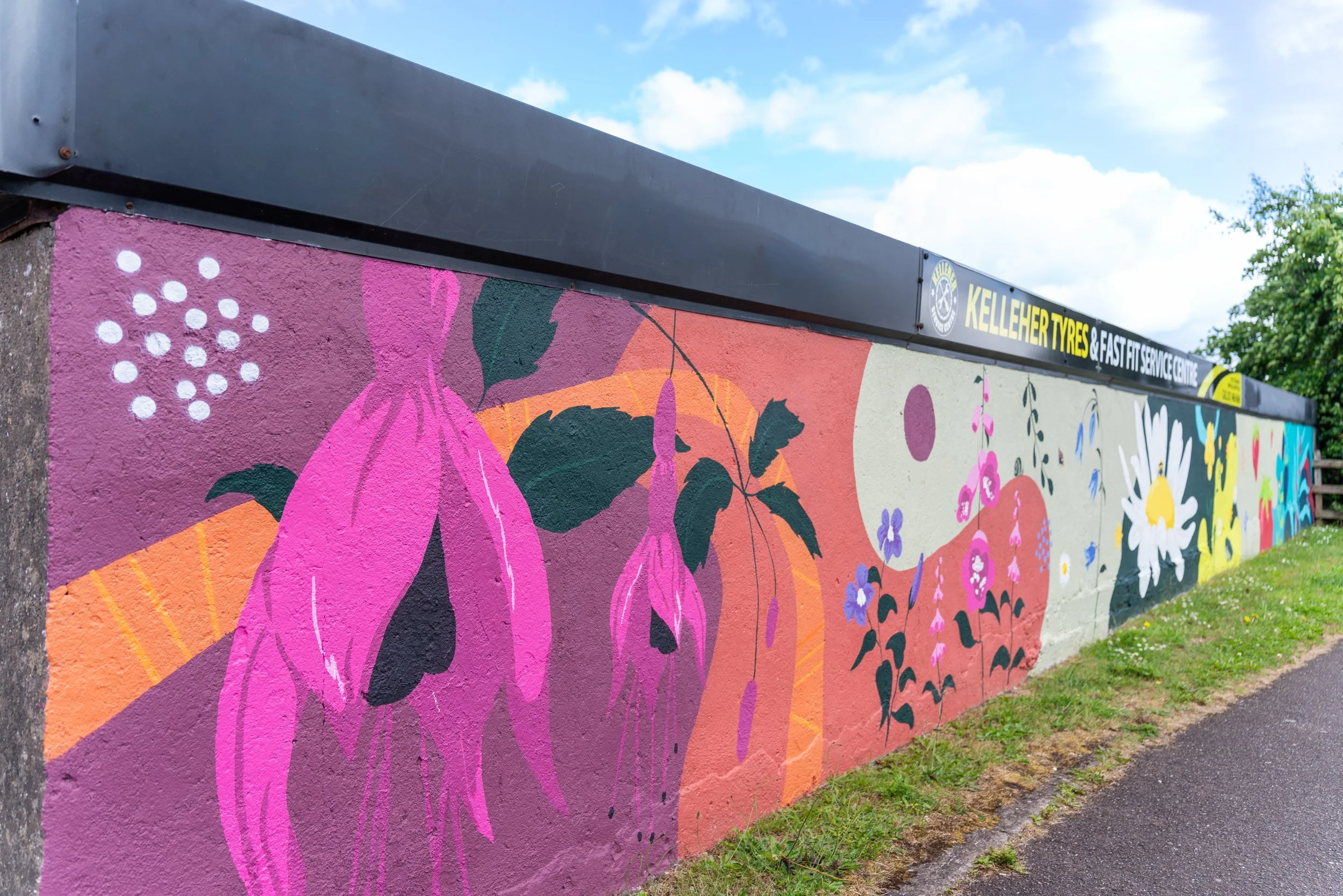 Multi-colour wall mural