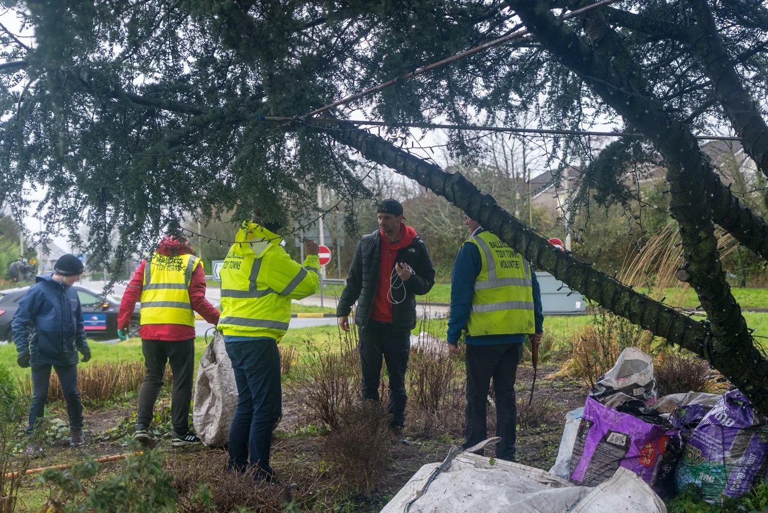 BTT volunteers at work