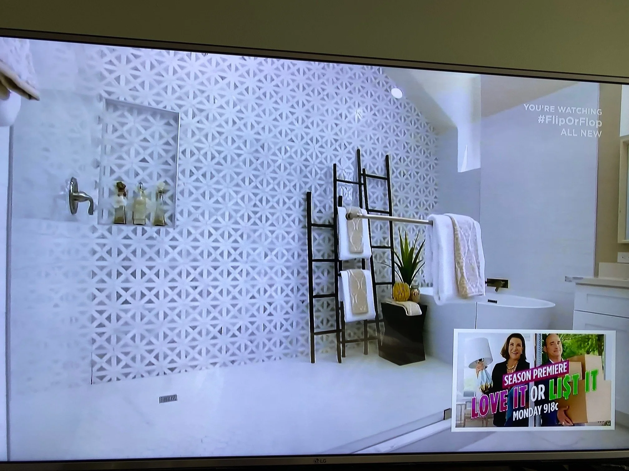 Flip or Flop screenshot: patterned tile wall detail