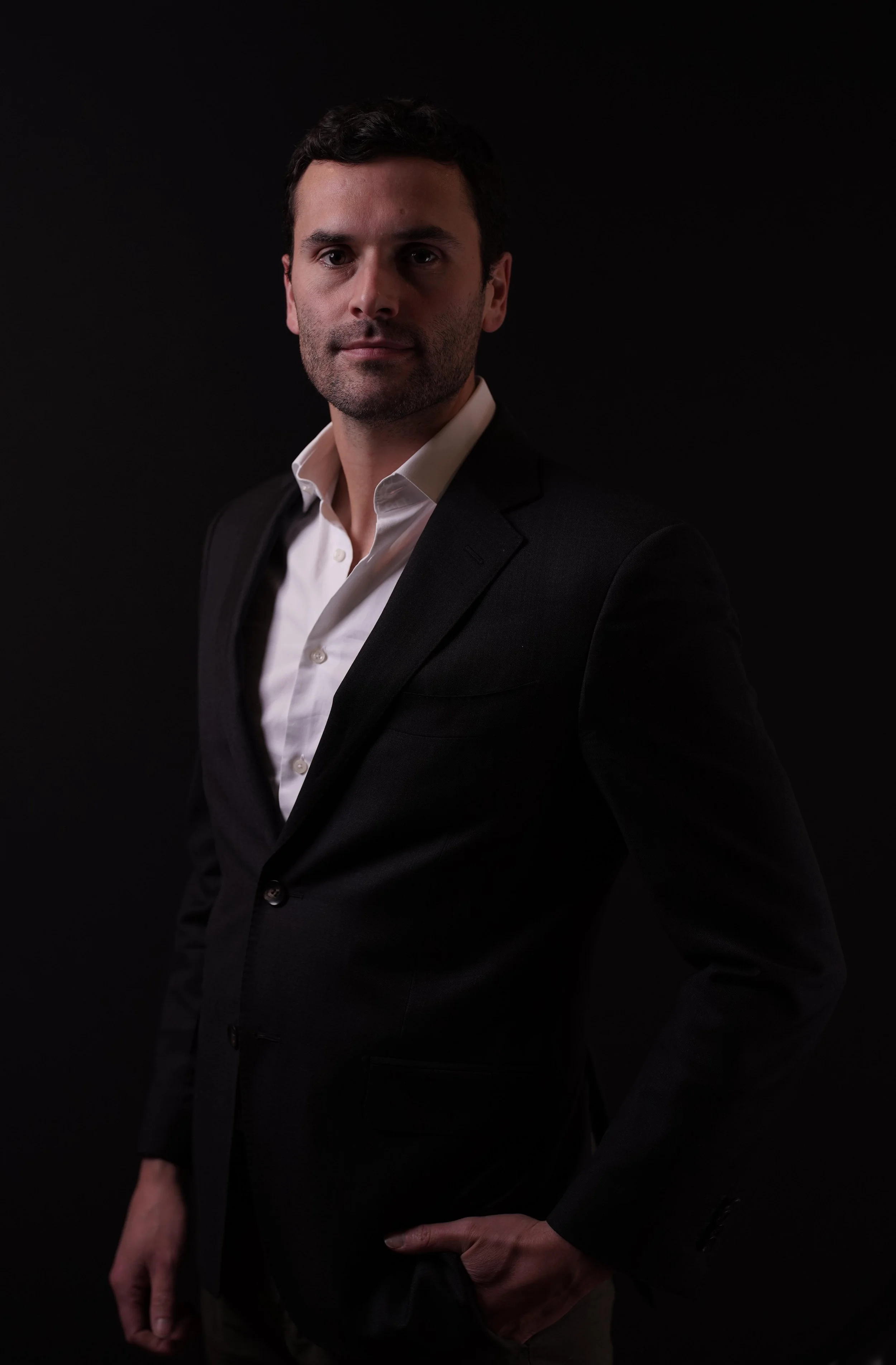 Luke Head Shot 2-132.jpg