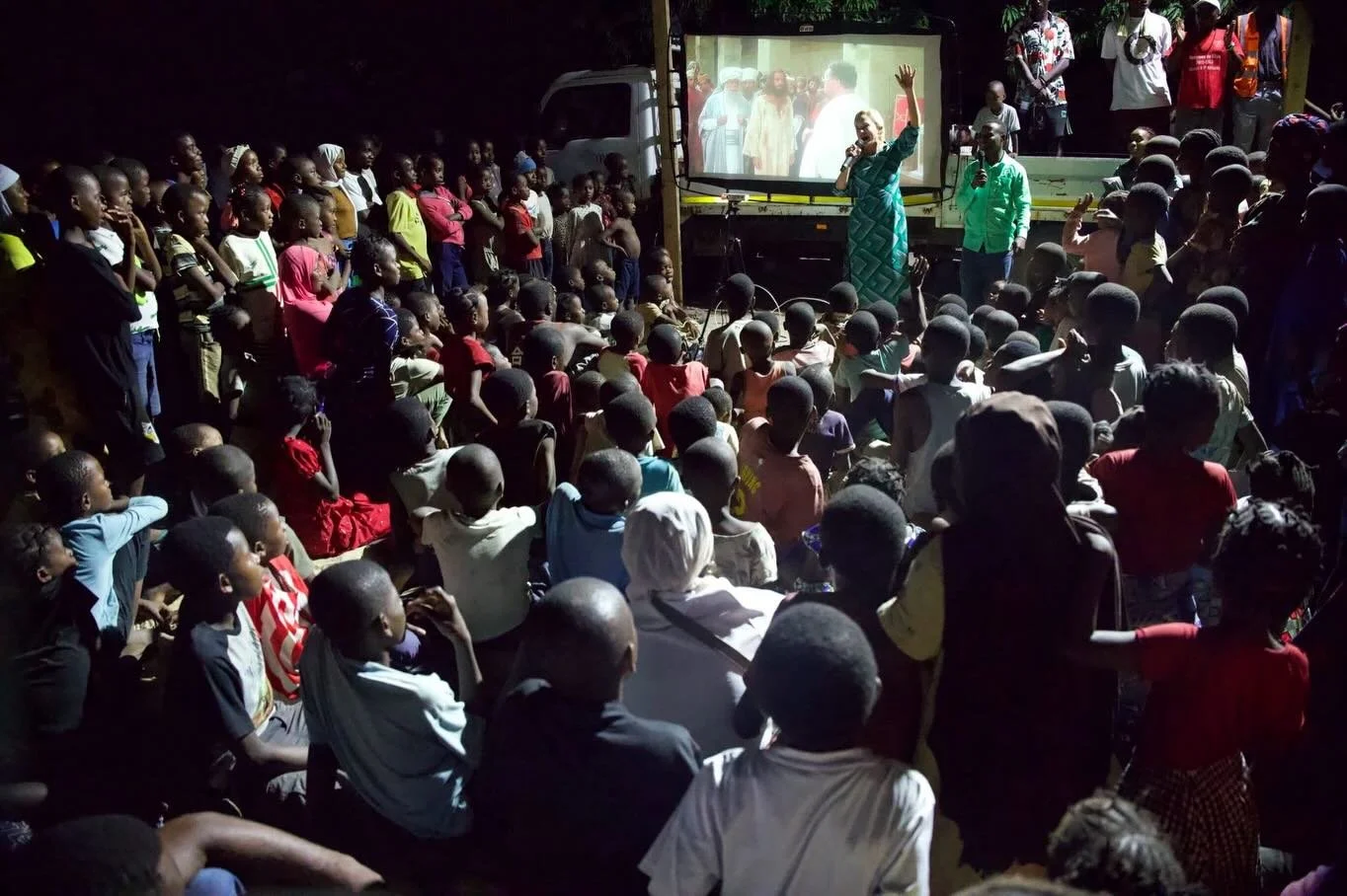 Outreach with Momma Heidi and Papa Rolland and the Pemba team visiting us for the weekend! So many saved and set free. He says Go, we say Yes. We love having a front row seat to everything God is doing in Nacala. ❤️&zwj;🔥 🕊️