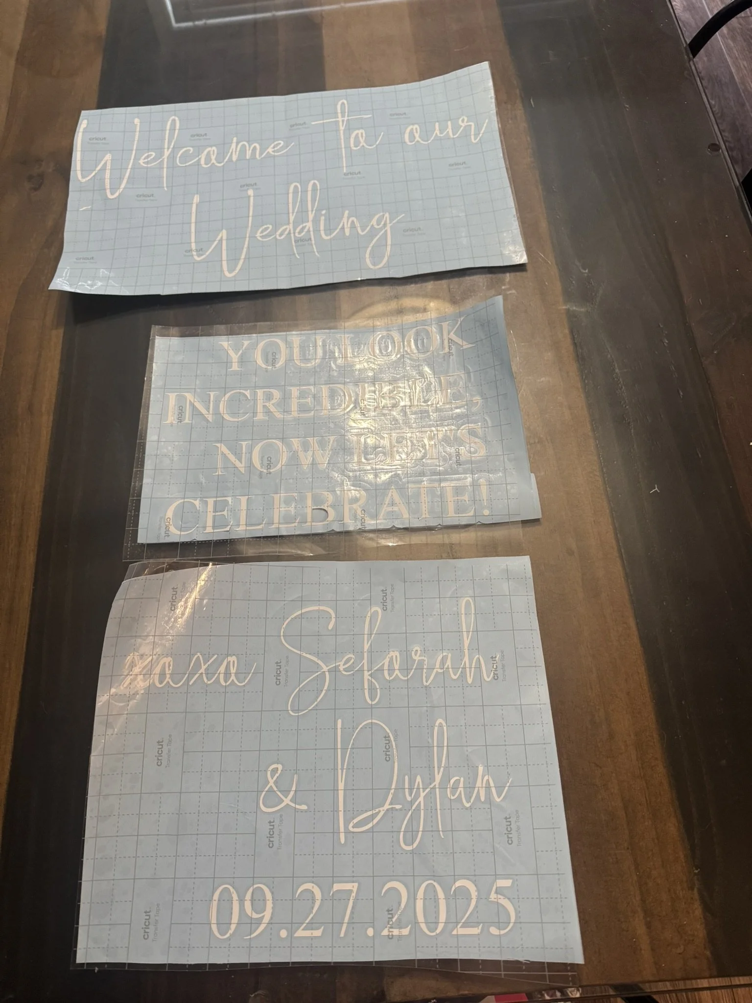 Custom Vinyl Lettering (for Signs, Mirrors, Walls & More)