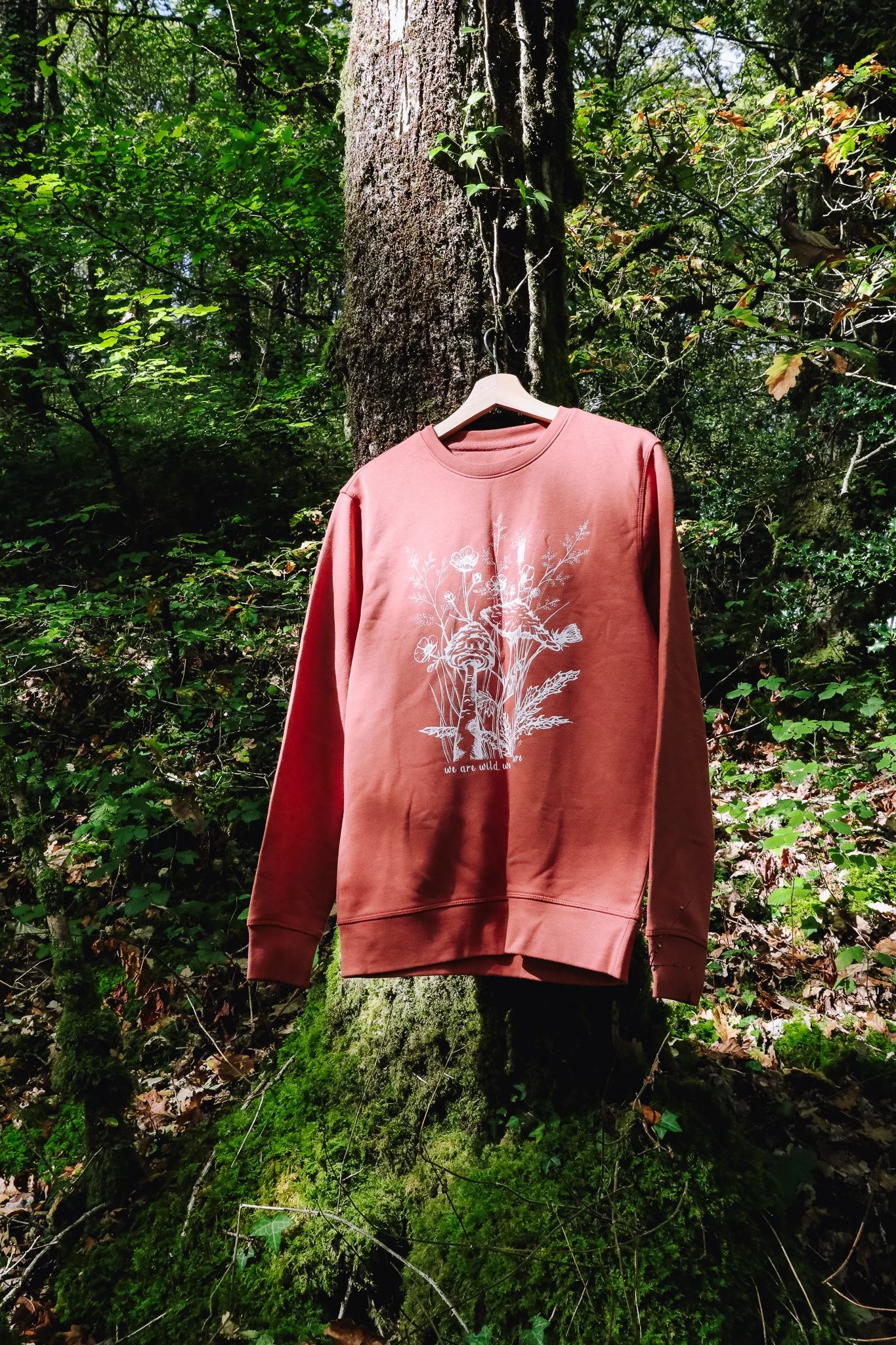 Parasol - brown - sweat4.jpg (Copy)
