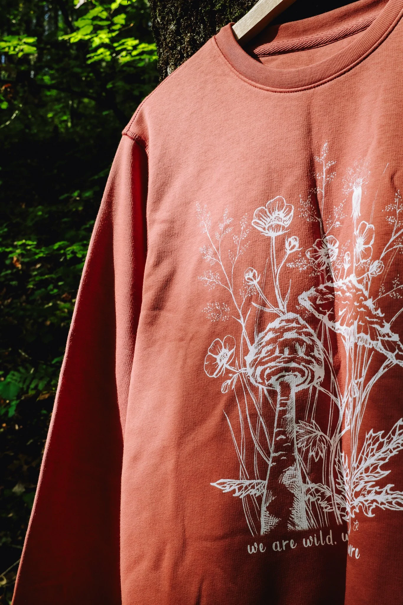 Parasol - brown - sweat5.jpg (Copy)
