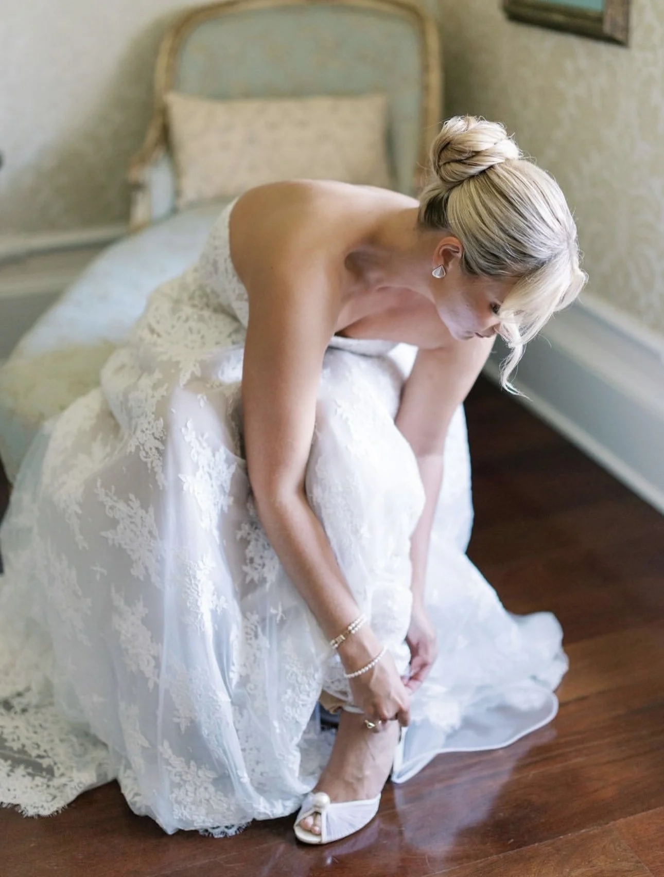Bride getting ready for her wedding. TLC Bridal on location hair in Levittown, Pa. Taylor Cline, Bridal glam waves, timeless bridal hair, bridal bun, luxury bridal hair, bridal for brides based in Levittown, Pa
